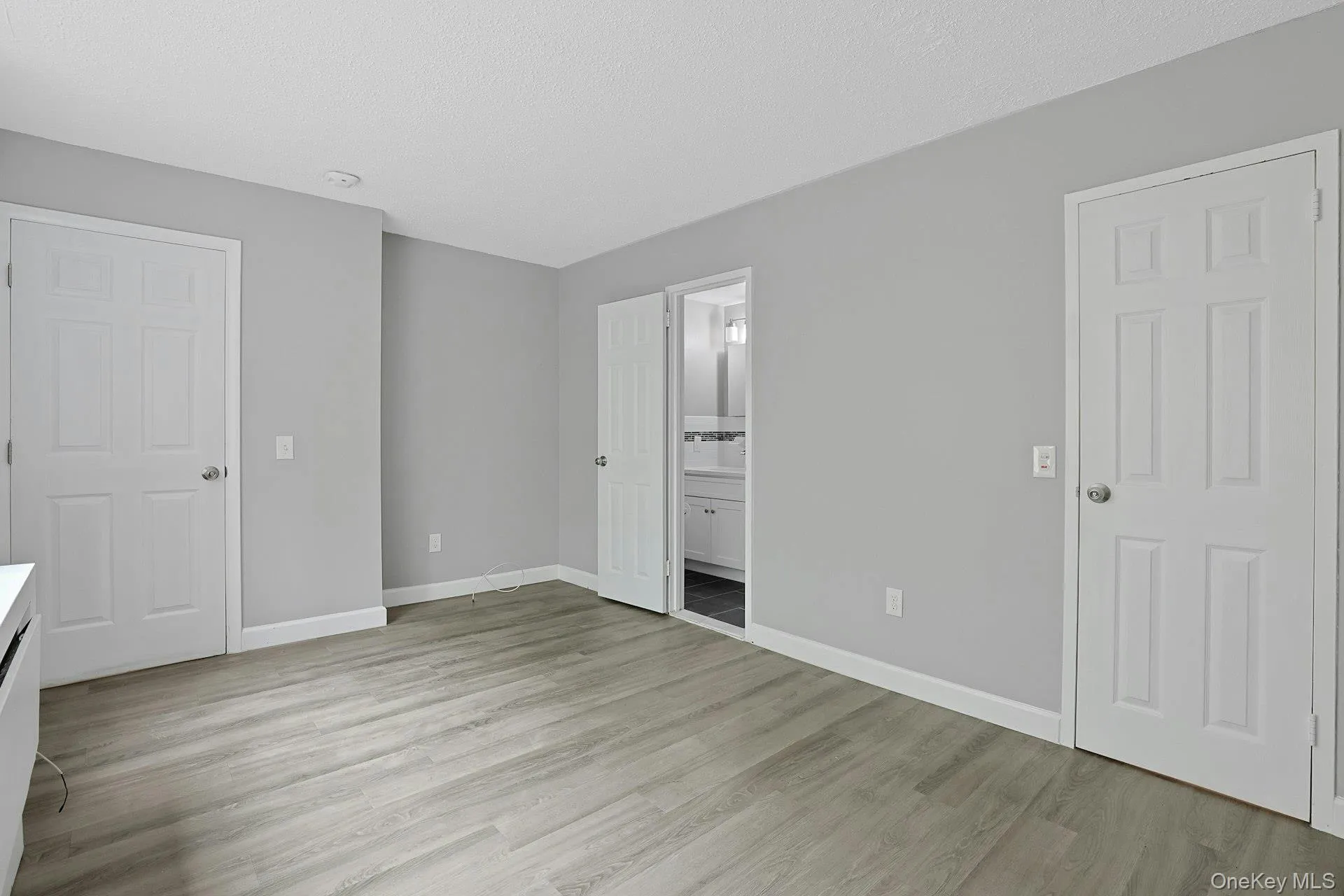 2nd bedroom or den 2nd bedroom or den