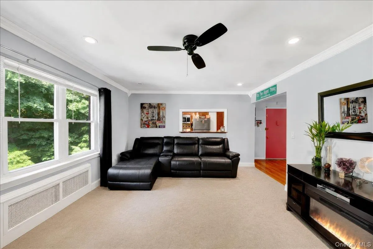 125-3 S. Highland Avenue, Ossining, NY, 1 Bedroom Bedrooms, 4 Rooms Rooms,1 BathroomBathrooms,Residential,For Rent,S. Highland,0,1005870 125-3 S. Highland Avenue, Ossining, NY, 1 Bedroom Bedrooms, 4 Rooms Rooms,1 BathroomBathrooms,Residential,For Rent,S. Highland,0,1005870
