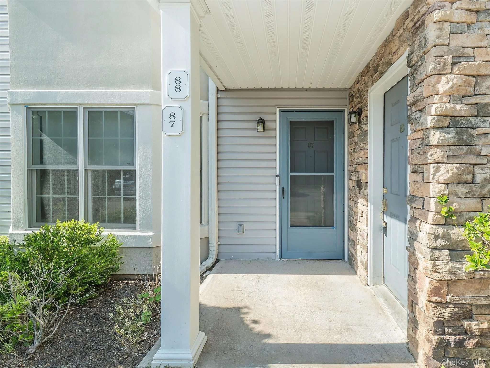 87 Pond View Drive, North Hempstead, NY, 2 Bedrooms Bedrooms, 5 Rooms Rooms,2 BathroomsBathrooms,Residential,For Rent,Pond View,0,1005874 87 Pond View Drive, North Hempstead, NY, 2 Bedrooms Bedrooms, 5 Rooms Rooms,2 BathroomsBathrooms,Residential,For Rent,Pond View,0,1005874