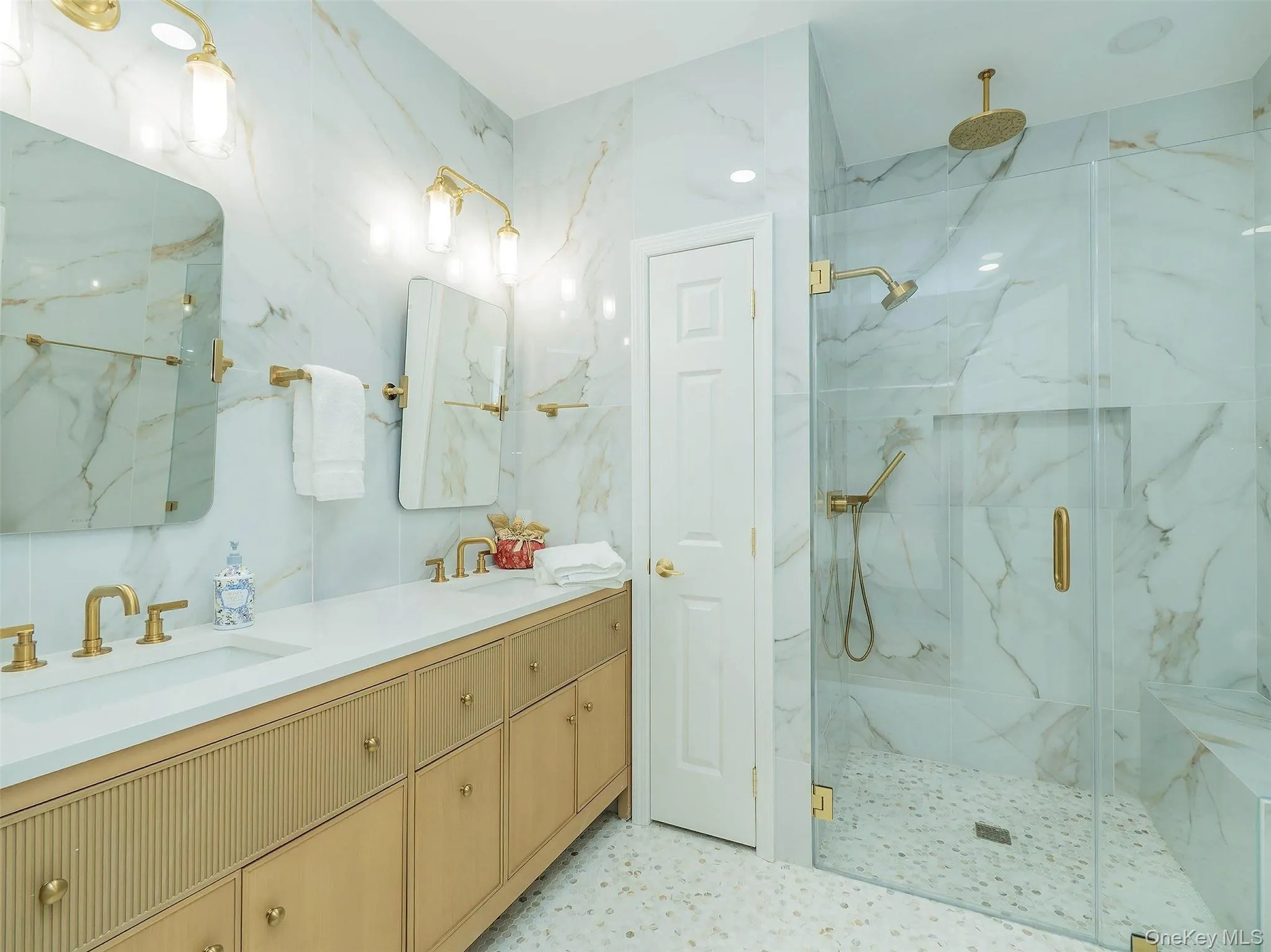 87 Pond View Drive, North Hempstead, NY, 2 Bedrooms Bedrooms, 5 Rooms Rooms,2 BathroomsBathrooms,Residential,For Rent,Pond View,0,1005874 87 Pond View Drive, North Hempstead, NY, 2 Bedrooms Bedrooms, 5 Rooms Rooms,2 BathroomsBathrooms,Residential,For Rent,Pond View,0,1005874