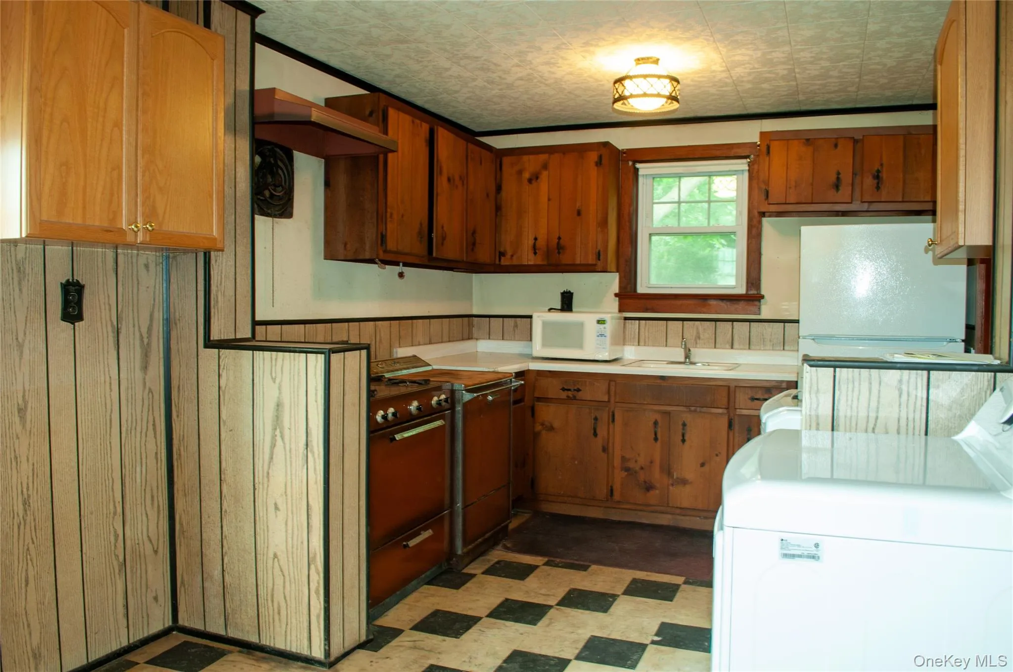 22 Oakland Avenue, Brookhaven, NY, 3 Bedrooms Bedrooms, 7 Rooms Rooms,2 BathroomsBathrooms,Residential,For Rent,Oakland,0,1005876 22 Oakland Avenue, Brookhaven, NY, 3 Bedrooms Bedrooms, 7 Rooms Rooms,2 BathroomsBathrooms,Residential,For Rent,Oakland,0,1005876