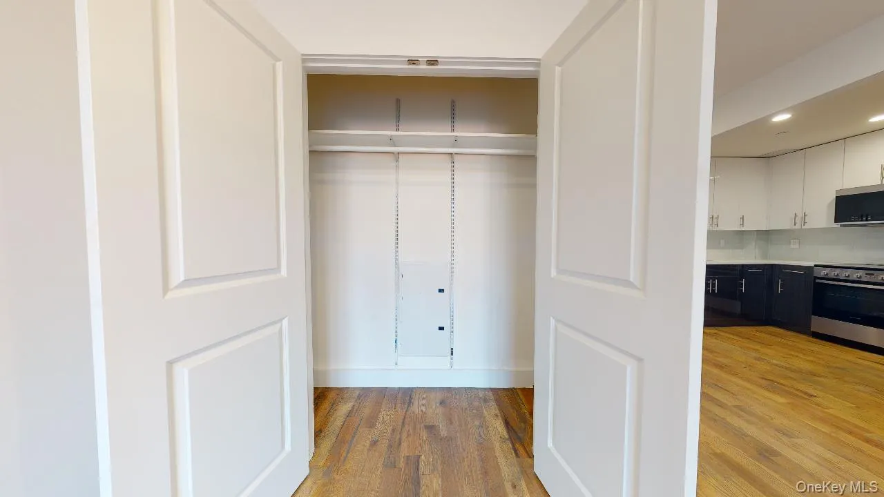 138-28 Queens Boulevard, New York, NY, 1 Bedroom Bedrooms, 3 Rooms Rooms,1 BathroomBathrooms,Residential Lease,For Rent,Queens,0,1005879 138-28 Queens Boulevard, New York, NY, 1 Bedroom Bedrooms, 3 Rooms Rooms,1 BathroomBathrooms,Residential Lease,For Rent,Queens,0,1005879
