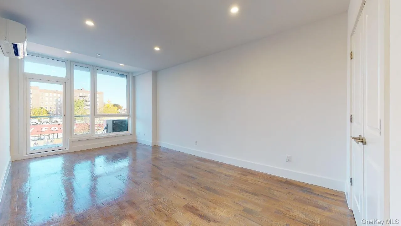 138-28 Queens Boulevard, New York, NY, 1 Bedroom Bedrooms, 3 Rooms Rooms,1 BathroomBathrooms,Residential Lease,For Rent,Queens,0,1005879 138-28 Queens Boulevard, New York, NY, 1 Bedroom Bedrooms, 3 Rooms Rooms,1 BathroomBathrooms,Residential Lease,For Rent,Queens,0,1005879