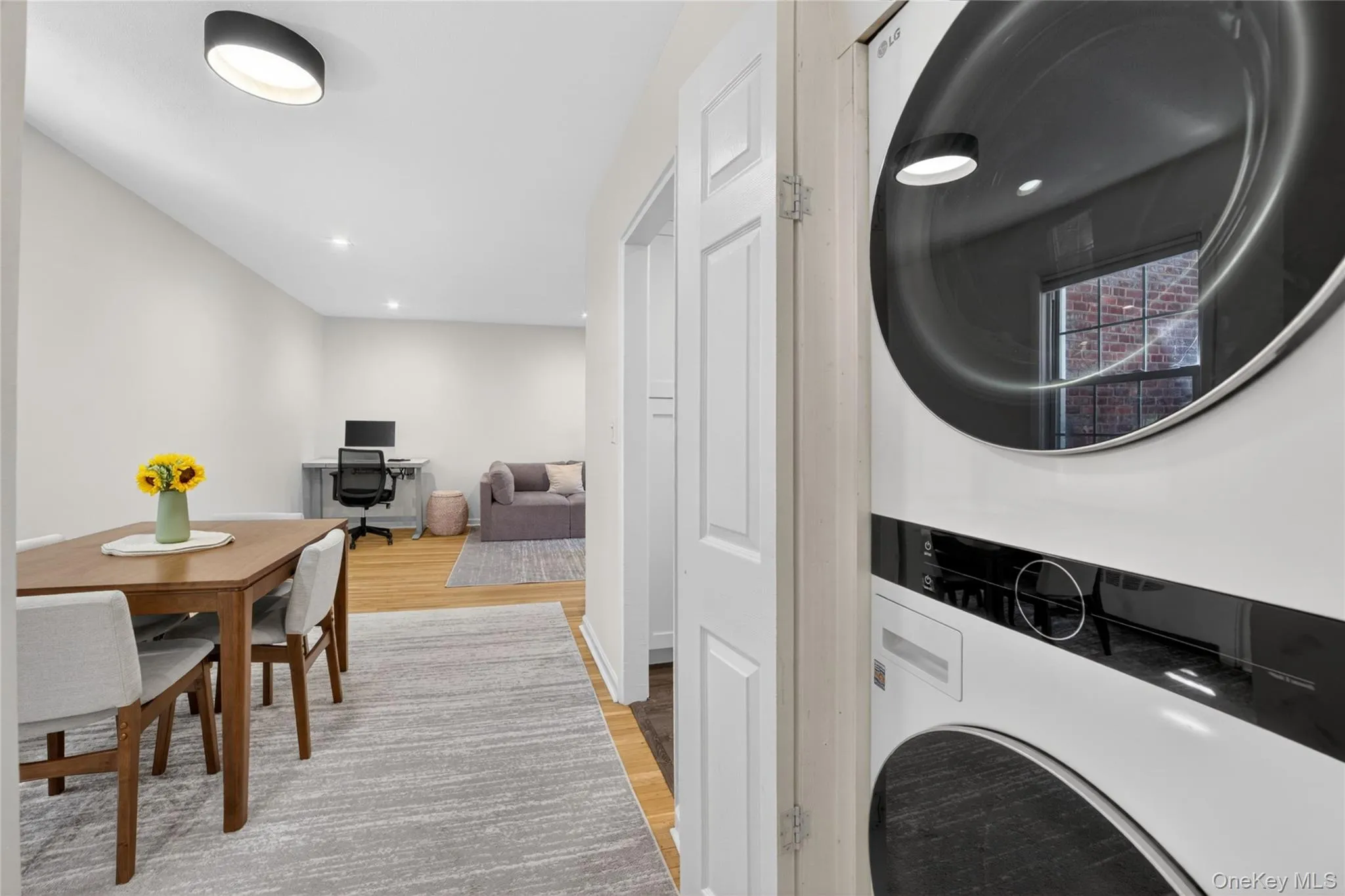 In-Unit Washer & Dryer In-Unit Washer & Dryer
