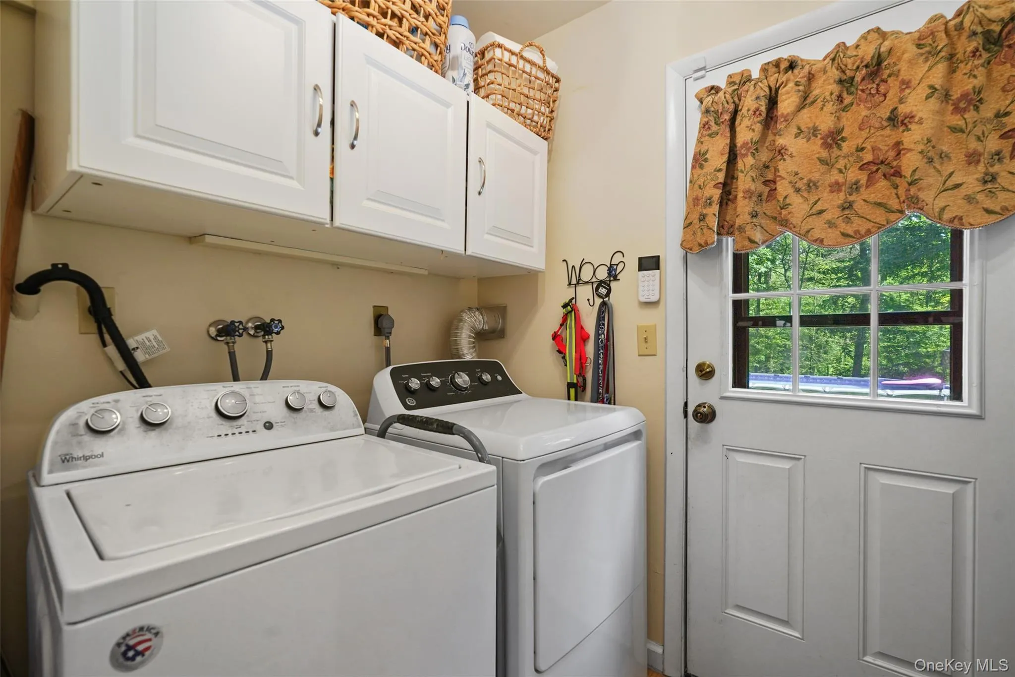 90 Timberlane Court, Yorktown, NY, 5 Bedrooms Bedrooms, 15 Rooms Rooms,3 BathroomsBathrooms,Residential,For Rent,Timberlane,0,1005890 90 Timberlane Court, Yorktown, NY, 5 Bedrooms Bedrooms, 15 Rooms Rooms,3 BathroomsBathrooms,Residential,For Rent,Timberlane,0,1005890