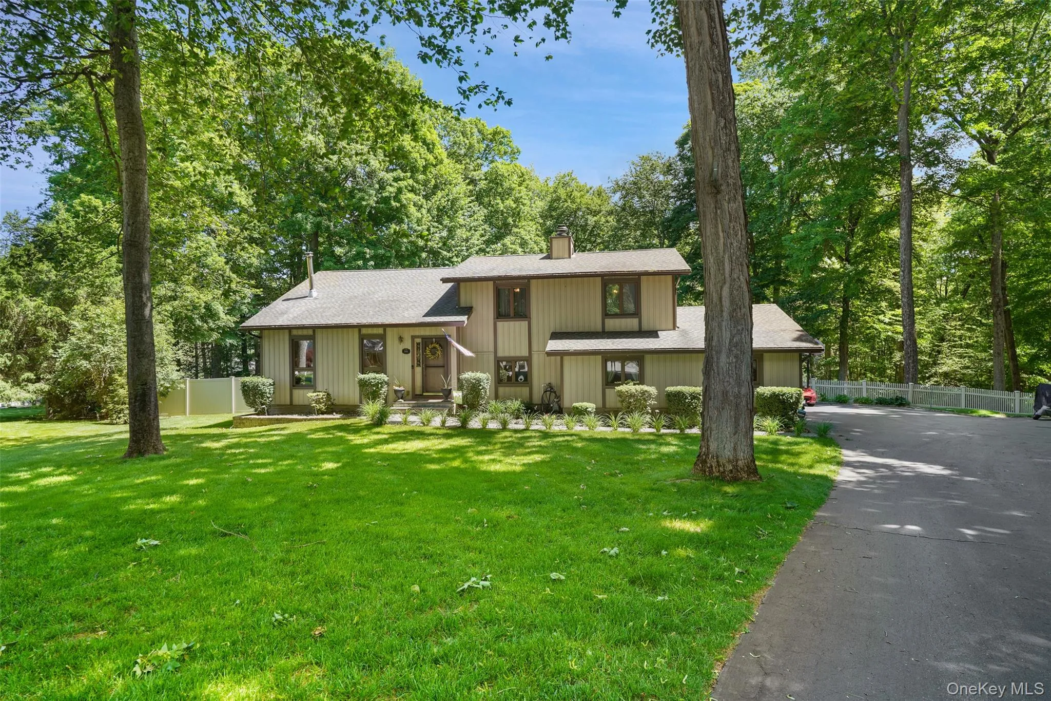90 Timberlane Court, Yorktown, NY, 5 Bedrooms Bedrooms, 15 Rooms Rooms,3 BathroomsBathrooms,Residential,For Rent,Timberlane,0,1005890 90 Timberlane Court, Yorktown, NY, 5 Bedrooms Bedrooms, 15 Rooms Rooms,3 BathroomsBathrooms,Residential,For Rent,Timberlane,0,1005890