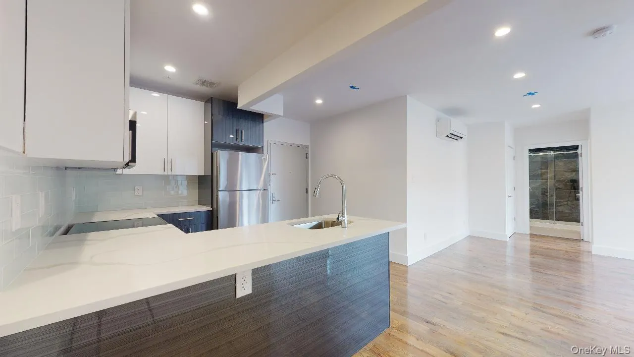 138-28 Queens Boulevard, New York, NY, 2 Bedrooms Bedrooms, 4 Rooms Rooms,1 BathroomBathrooms,Residential Lease,For Rent,Queens,0,1005892 138-28 Queens Boulevard, New York, NY, 2 Bedrooms Bedrooms, 4 Rooms Rooms,1 BathroomBathrooms,Residential Lease,For Rent,Queens,0,1005892