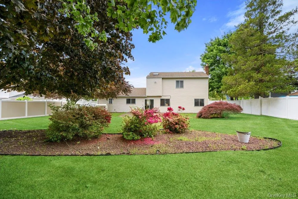 110 Tarpon Avenue, Brookhaven, NY, 3 Bedrooms Bedrooms, 9 Rooms Rooms,1 BathroomBathrooms,Residential,For Rent,Tarpon,0,1005893 110 Tarpon Avenue, Brookhaven, NY, 3 Bedrooms Bedrooms, 9 Rooms Rooms,1 BathroomBathrooms,Residential,For Rent,Tarpon,0,1005893