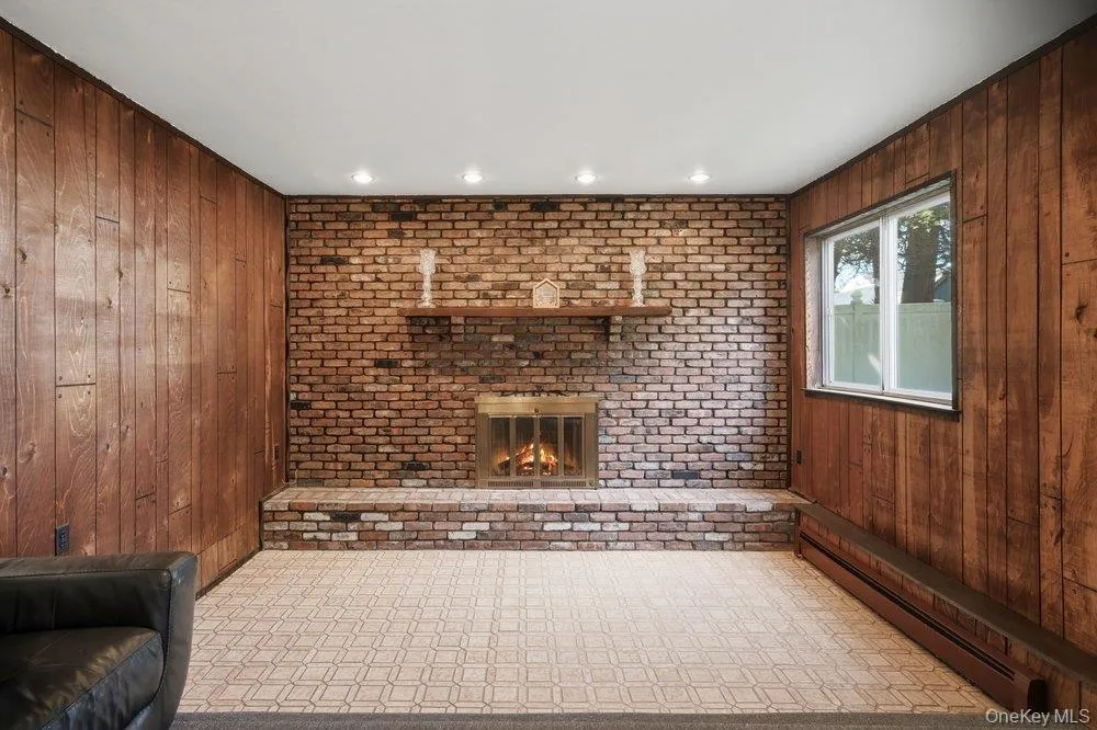 110 Tarpon Avenue, Brookhaven, NY, 3 Bedrooms Bedrooms, 9 Rooms Rooms,1 BathroomBathrooms,Residential,For Rent,Tarpon,0,1005893 110 Tarpon Avenue, Brookhaven, NY, 3 Bedrooms Bedrooms, 9 Rooms Rooms,1 BathroomBathrooms,Residential,For Rent,Tarpon,0,1005893