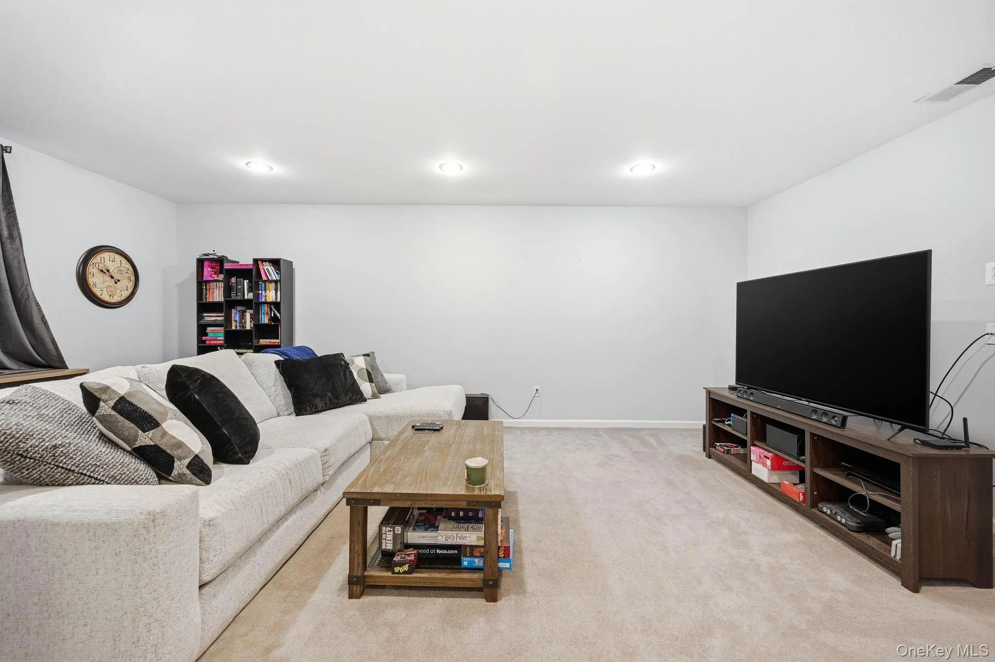 114 Crystal Hill Drive, Haverstraw, NY, 2 Bedrooms Bedrooms, 9 Rooms Rooms,2 BathroomsBathrooms,Residential,For Rent,Crystal Hill,0,1005895 114 Crystal Hill Drive, Haverstraw, NY, 2 Bedrooms Bedrooms, 9 Rooms Rooms,2 BathroomsBathrooms,Residential,For Rent,Crystal Hill,0,1005895