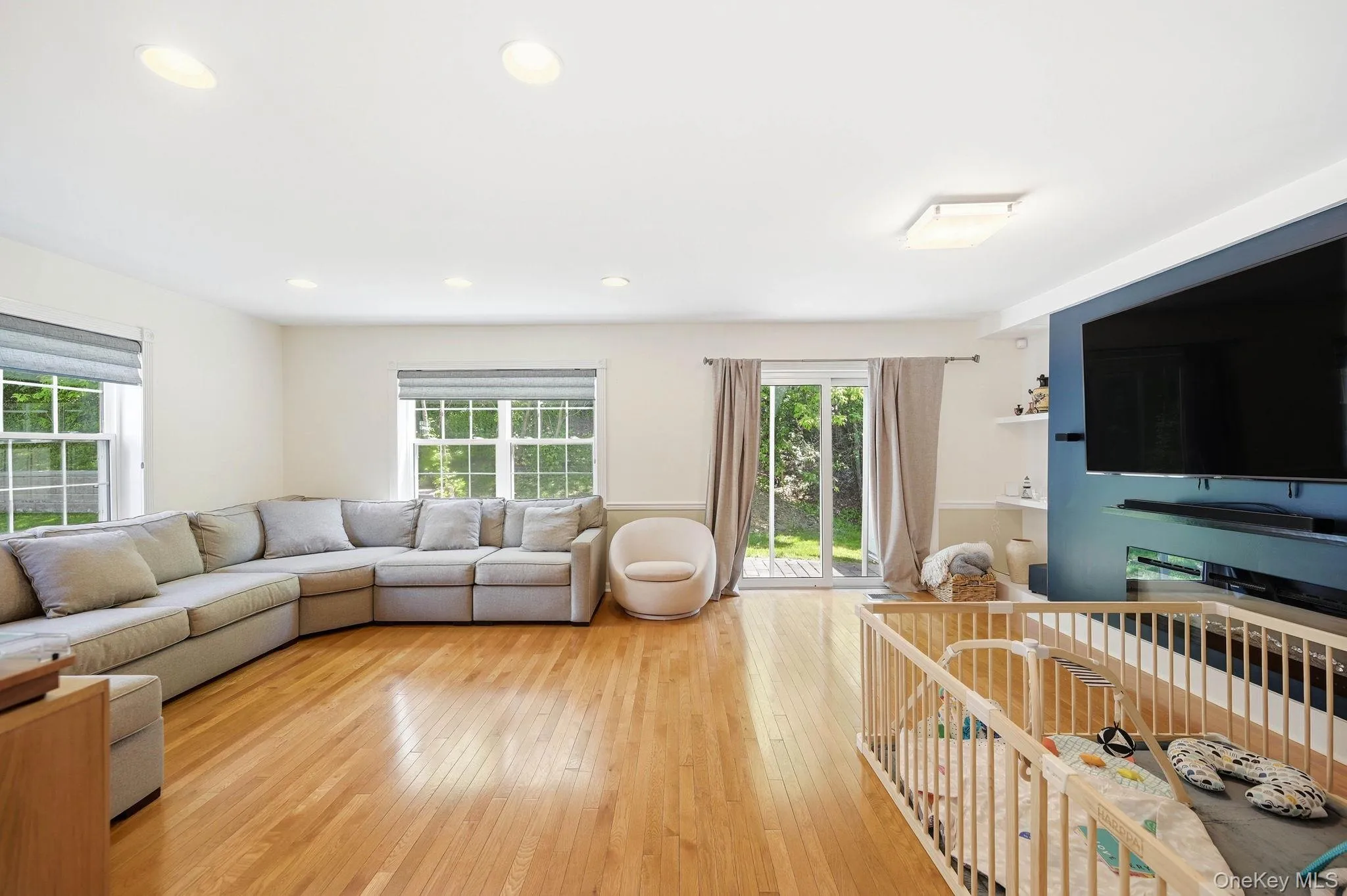 114 Crystal Hill Drive, Haverstraw, NY, 2 Bedrooms Bedrooms, 9 Rooms Rooms,2 BathroomsBathrooms,Residential,For Rent,Crystal Hill,0,1005895 114 Crystal Hill Drive, Haverstraw, NY, 2 Bedrooms Bedrooms, 9 Rooms Rooms,2 BathroomsBathrooms,Residential,For Rent,Crystal Hill,0,1005895