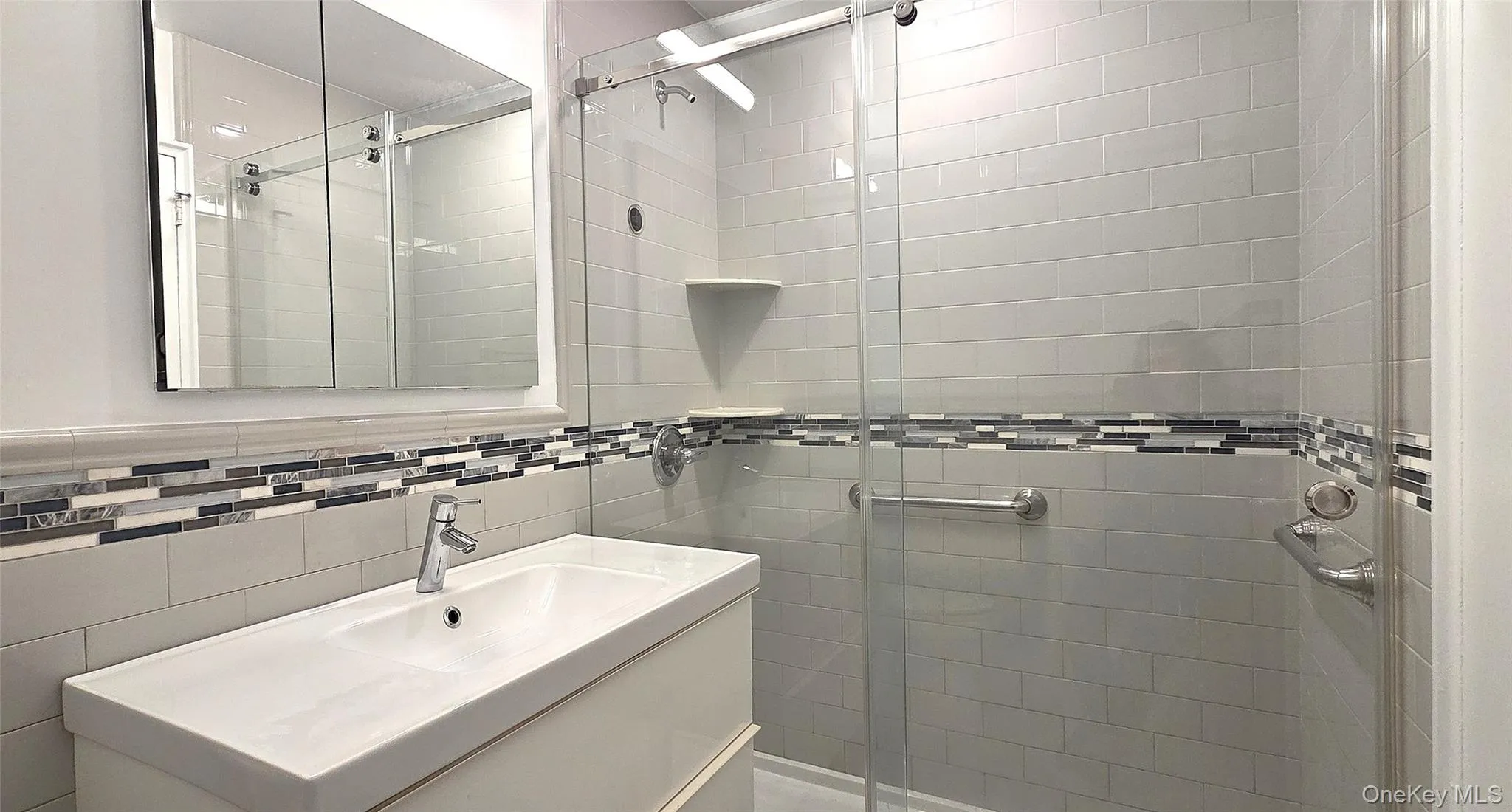 Full bath has walk in shower Full bath has walk in shower
