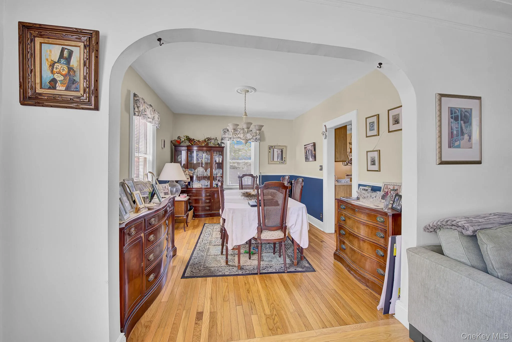 8854 Winchester Boulevard, New York, NY, 3 Bedrooms Bedrooms, 8 Rooms Rooms,1 BathroomBathrooms,Residential,For Rent,Winchester,0,1005906 8854 Winchester Boulevard, New York, NY, 3 Bedrooms Bedrooms, 8 Rooms Rooms,1 BathroomBathrooms,Residential,For Rent,Winchester,0,1005906