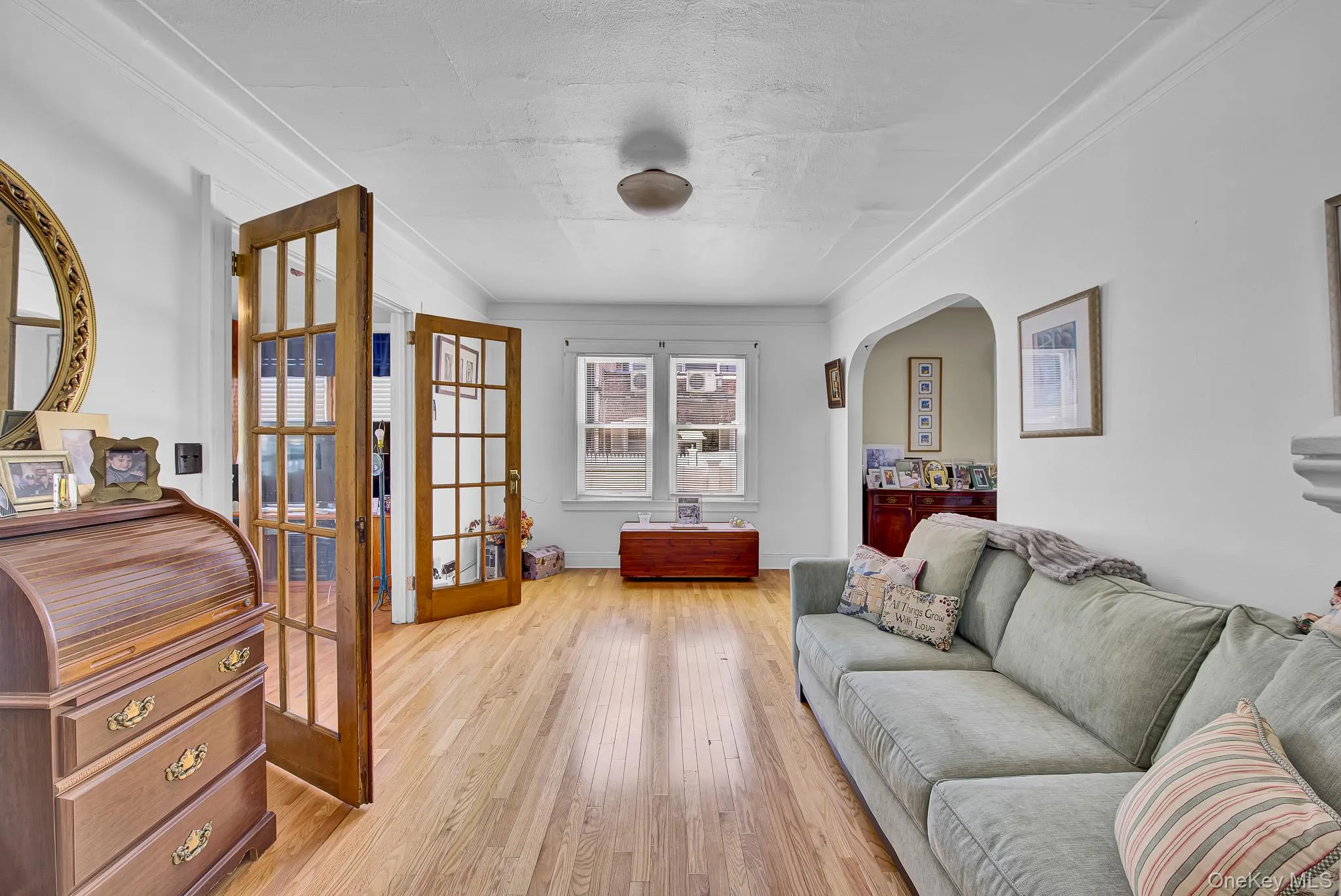 8854 Winchester Boulevard, New York, NY, 3 Bedrooms Bedrooms, 8 Rooms Rooms,1 BathroomBathrooms,Residential,For Rent,Winchester,0,1005906 8854 Winchester Boulevard, New York, NY, 3 Bedrooms Bedrooms, 8 Rooms Rooms,1 BathroomBathrooms,Residential,For Rent,Winchester,0,1005906