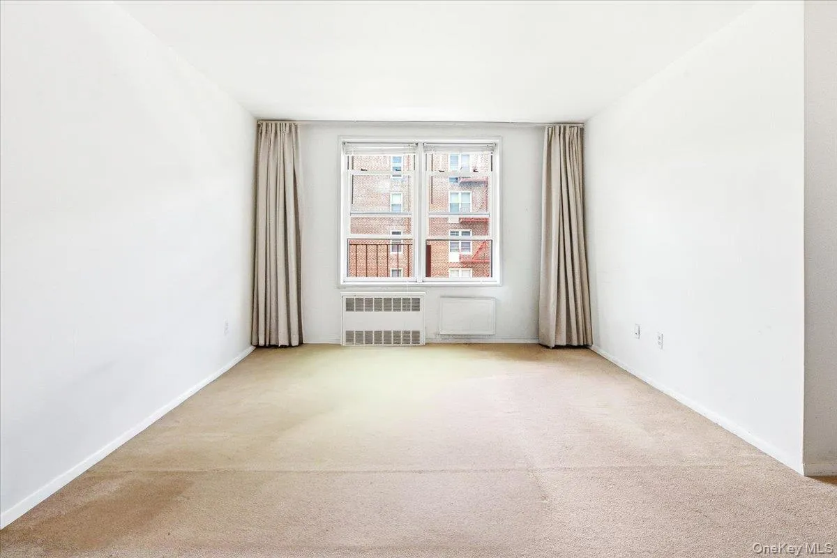 68-15 Selfridge Street, New York, NY, 1 Bedroom Bedrooms, 4 Rooms Rooms,1 BathroomBathrooms,Residential,For Rent,Selfridge,0,1005908 68-15 Selfridge Street, New York, NY, 1 Bedroom Bedrooms, 4 Rooms Rooms,1 BathroomBathrooms,Residential,For Rent,Selfridge,0,1005908
