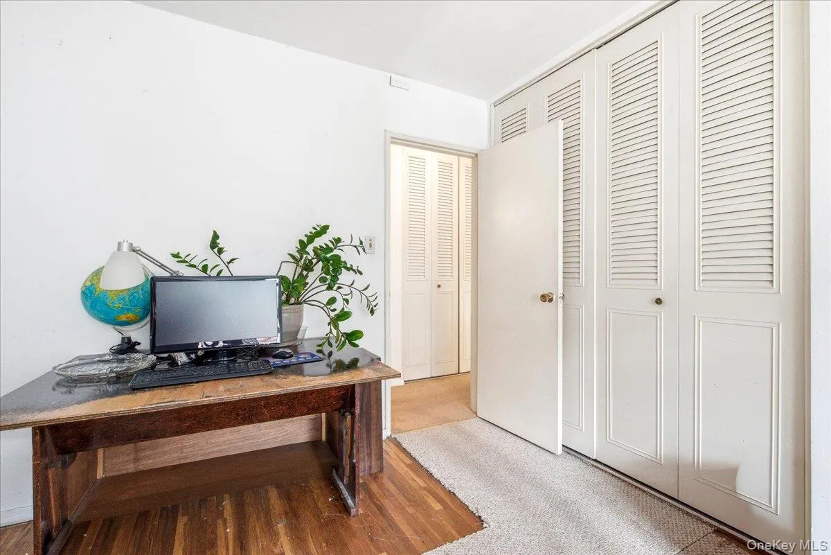 68-15 Selfridge Street, New York, NY, 1 Bedroom Bedrooms, 4 Rooms Rooms,1 BathroomBathrooms,Residential,For Rent,Selfridge,0,1005908 68-15 Selfridge Street, New York, NY, 1 Bedroom Bedrooms, 4 Rooms Rooms,1 BathroomBathrooms,Residential,For Rent,Selfridge,0,1005908