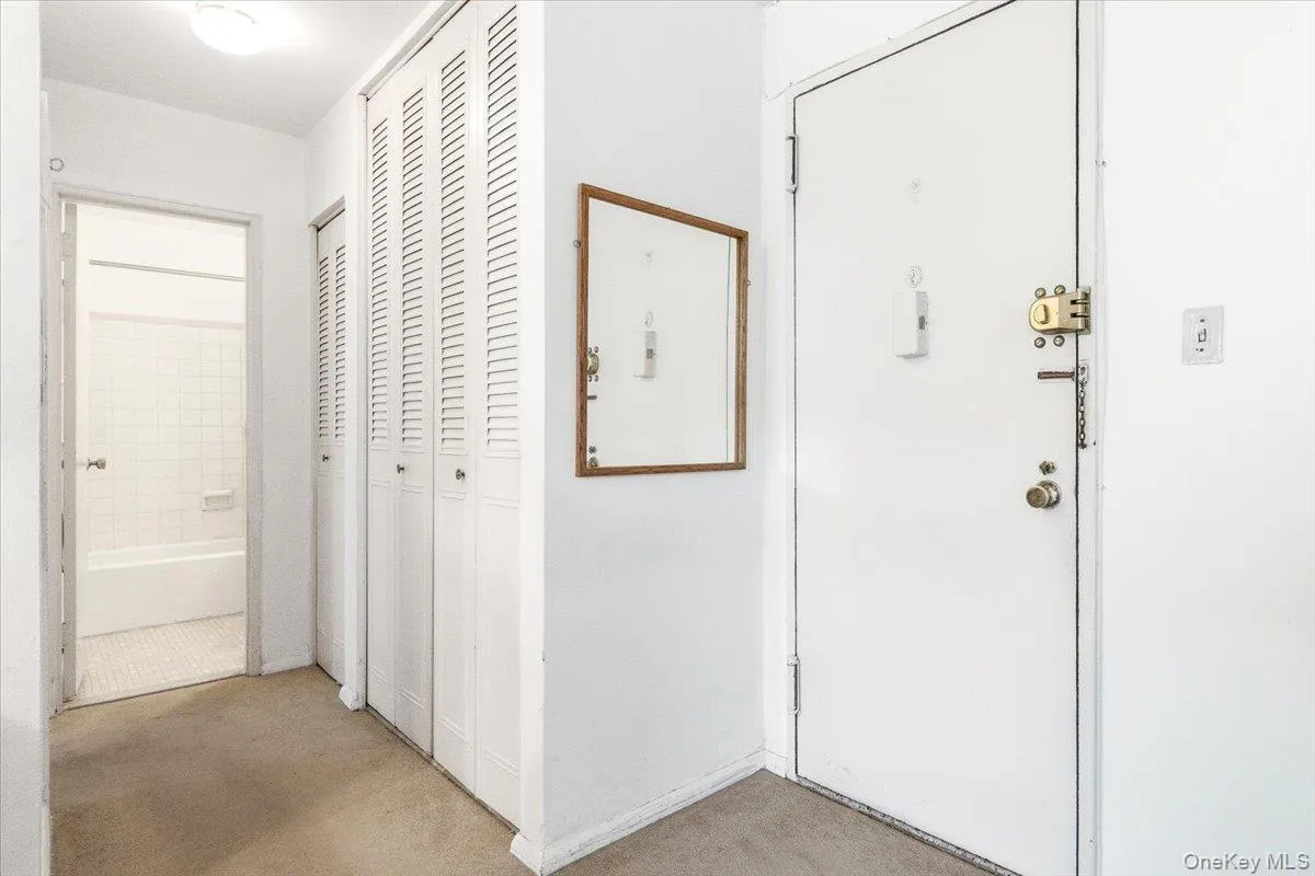 68-15 Selfridge Street, New York, NY, 1 Bedroom Bedrooms, 4 Rooms Rooms,1 BathroomBathrooms,Residential,For Rent,Selfridge,0,1005908 68-15 Selfridge Street, New York, NY, 1 Bedroom Bedrooms, 4 Rooms Rooms,1 BathroomBathrooms,Residential,For Rent,Selfridge,0,1005908