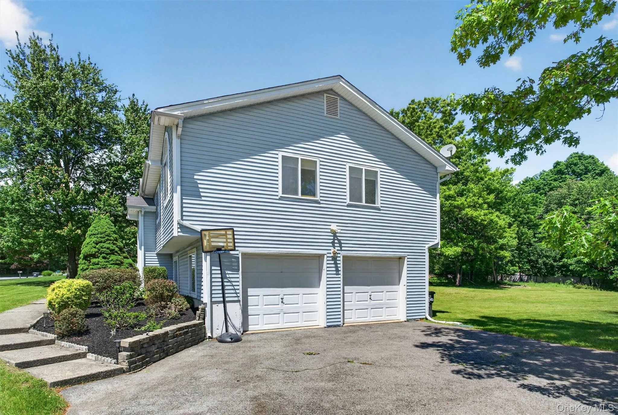 4 Sequoia Trail, Woodbury, NY, 4 Bedrooms Bedrooms, 8 Rooms Rooms,2 BathroomsBathrooms,Residential,For Rent,Sequoia,0,1005912 4 Sequoia Trail, Woodbury, NY, 4 Bedrooms Bedrooms, 8 Rooms Rooms,2 BathroomsBathrooms,Residential,For Rent,Sequoia,0,1005912