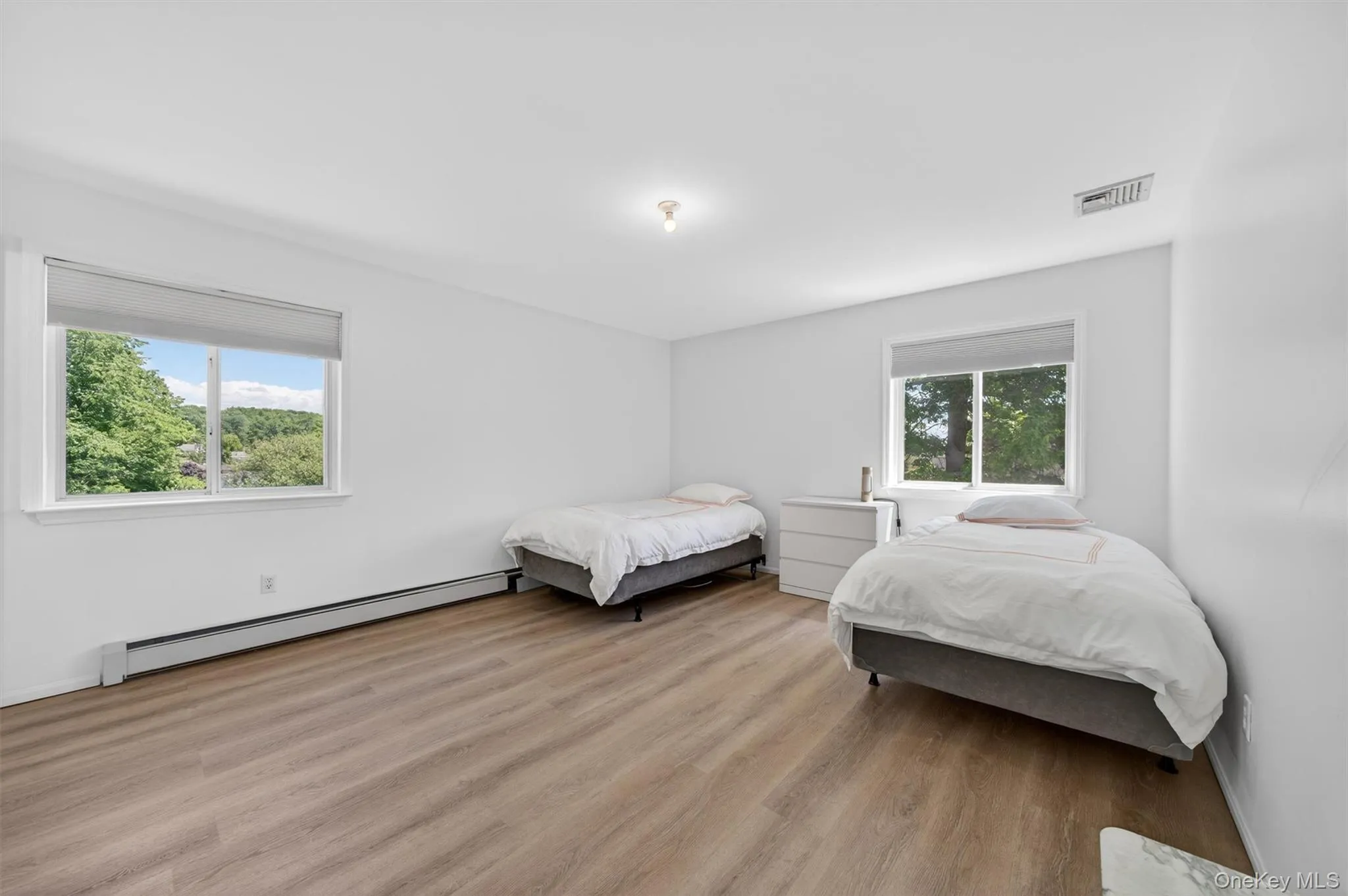 4 Sequoia Trail, Woodbury, NY, 4 Bedrooms Bedrooms, 8 Rooms Rooms,2 BathroomsBathrooms,Residential,For Rent,Sequoia,0,1005912 4 Sequoia Trail, Woodbury, NY, 4 Bedrooms Bedrooms, 8 Rooms Rooms,2 BathroomsBathrooms,Residential,For Rent,Sequoia,0,1005912