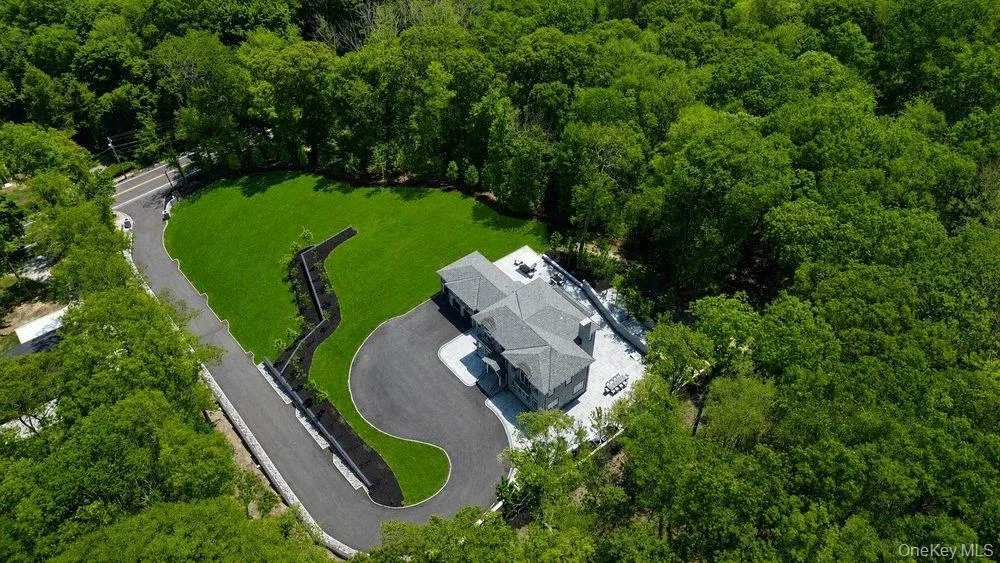 23 Woodbury Road, Oyster Bay, NY, 5 Bedrooms Bedrooms, 9 Rooms Rooms,5 BathroomsBathrooms,Residential,For Rent,Woodbury,0,1005913 23 Woodbury Road, Oyster Bay, NY, 5 Bedrooms Bedrooms, 9 Rooms Rooms,5 BathroomsBathrooms,Residential,For Rent,Woodbury,0,1005913