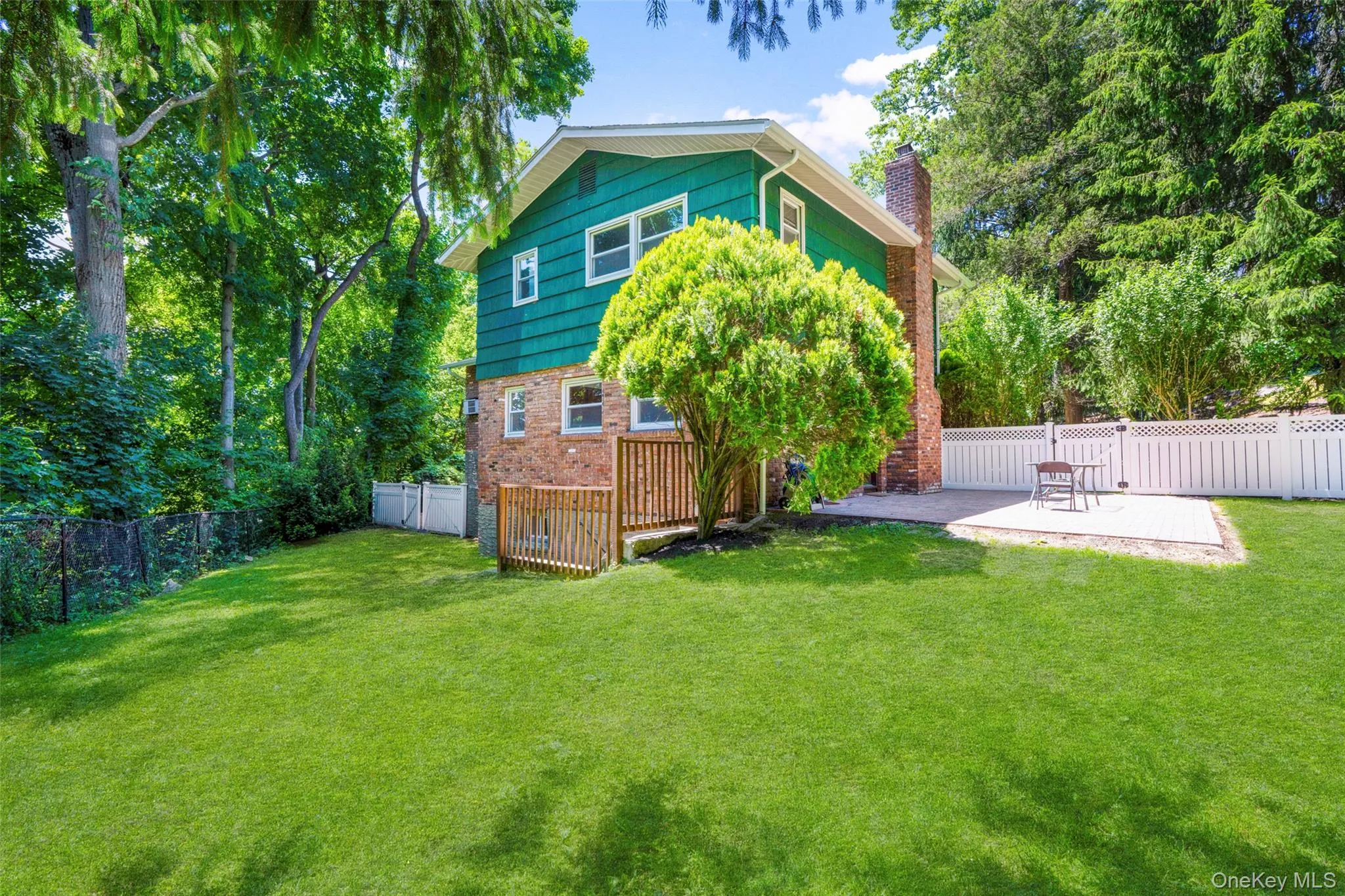 14 Jones Place, White Plains, NY, 3 Bedrooms Bedrooms, 8 Rooms Rooms,2 BathroomsBathrooms,Residential,For Rent,Jones,0,1005927 14 Jones Place, White Plains, NY, 3 Bedrooms Bedrooms, 8 Rooms Rooms,2 BathroomsBathrooms,Residential,For Rent,Jones,0,1005927