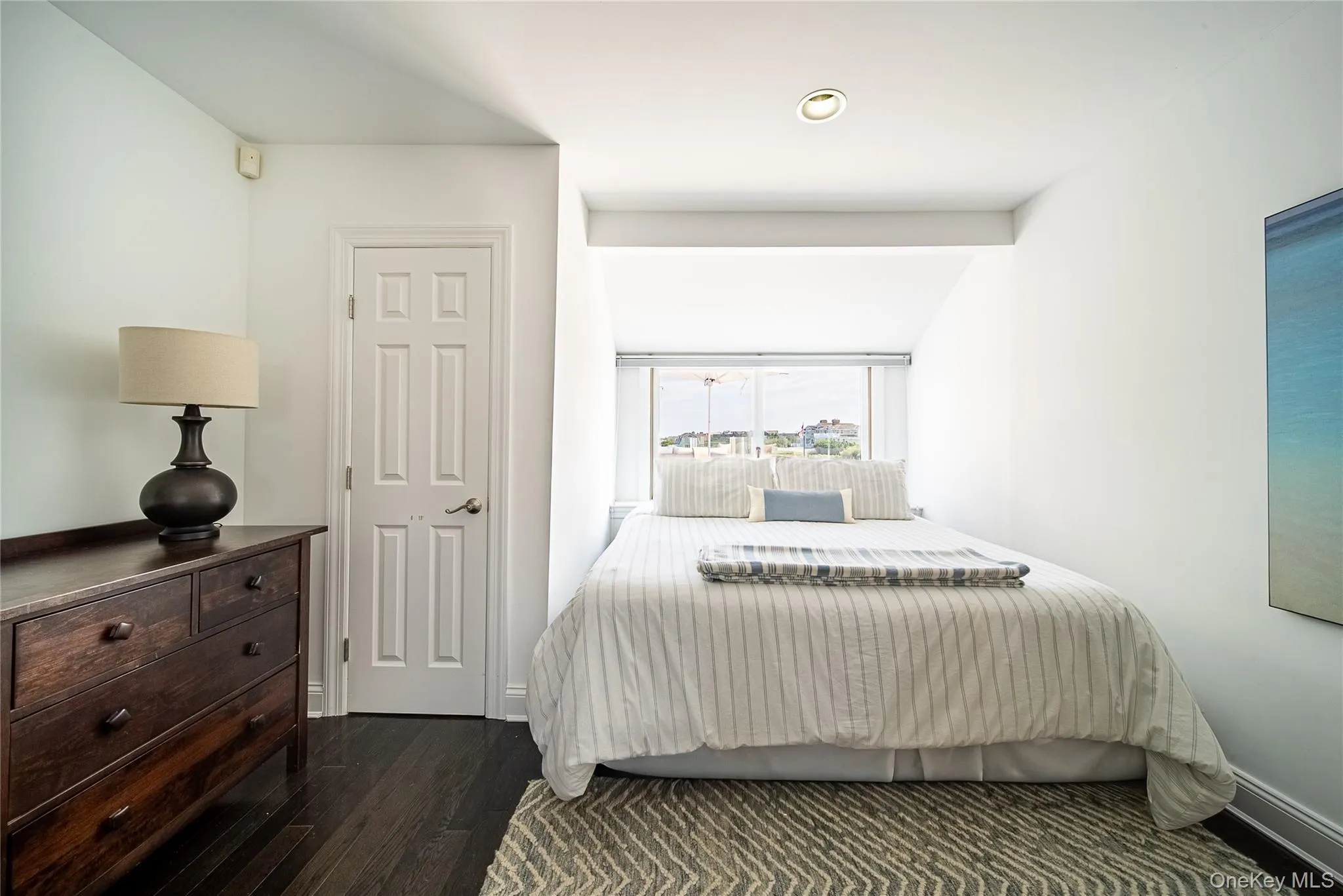 38 Beach Lane, Southampton, NY, 3 Bedrooms Bedrooms, 10 Rooms Rooms,3 BathroomsBathrooms,Residential,For Rent,Beach,0,1005932 38 Beach Lane, Southampton, NY, 3 Bedrooms Bedrooms, 10 Rooms Rooms,3 BathroomsBathrooms,Residential,For Rent,Beach,0,1005932