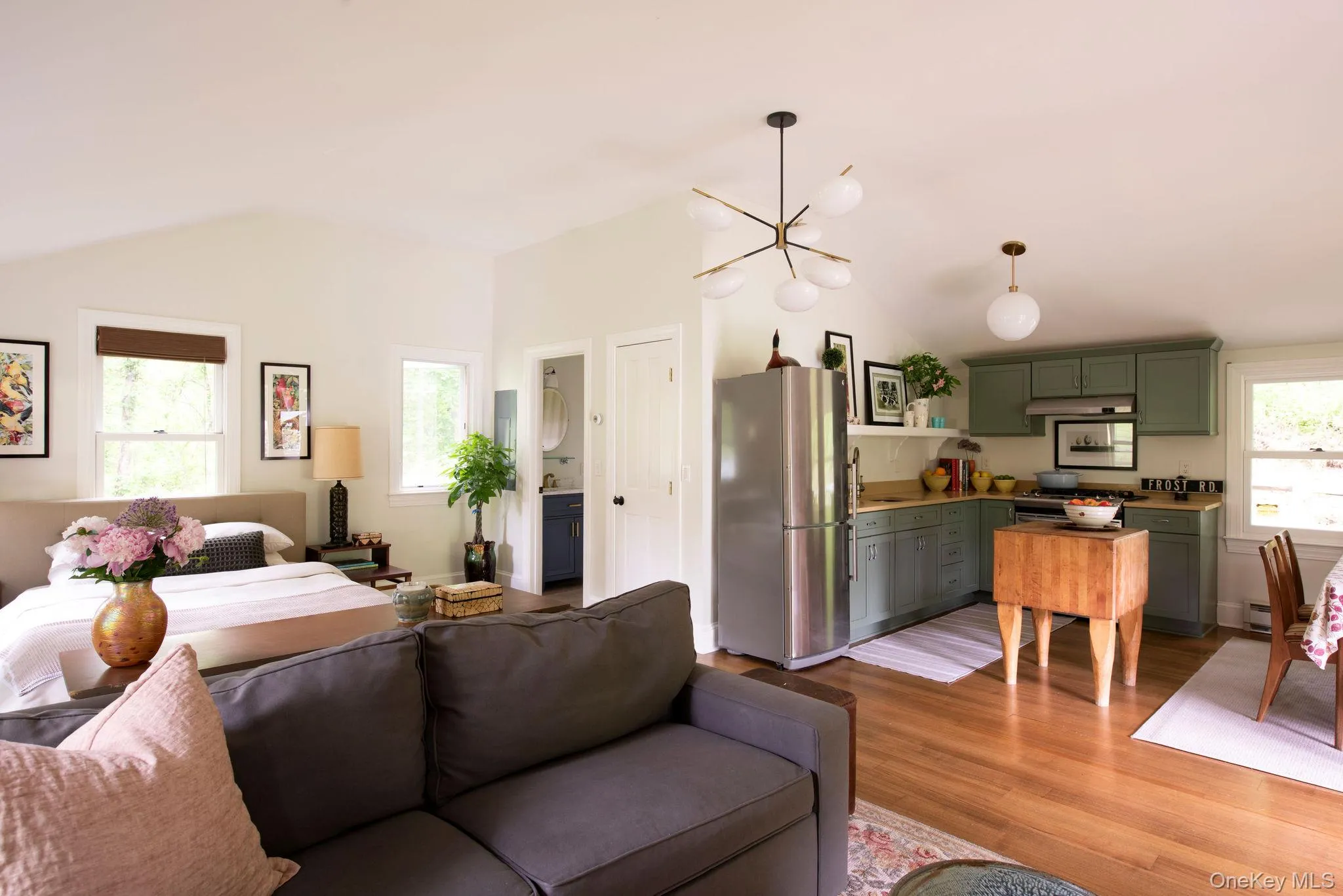 85 Frost Road, Rhinebeck, NY, 1 Bedroom Bedrooms, 1 Room Rooms,1 BathroomBathrooms,Residential,For Rent,Frost,0,1005937 85 Frost Road, Rhinebeck, NY, 1 Bedroom Bedrooms, 1 Room Rooms,1 BathroomBathrooms,Residential,For Rent,Frost,0,1005937
