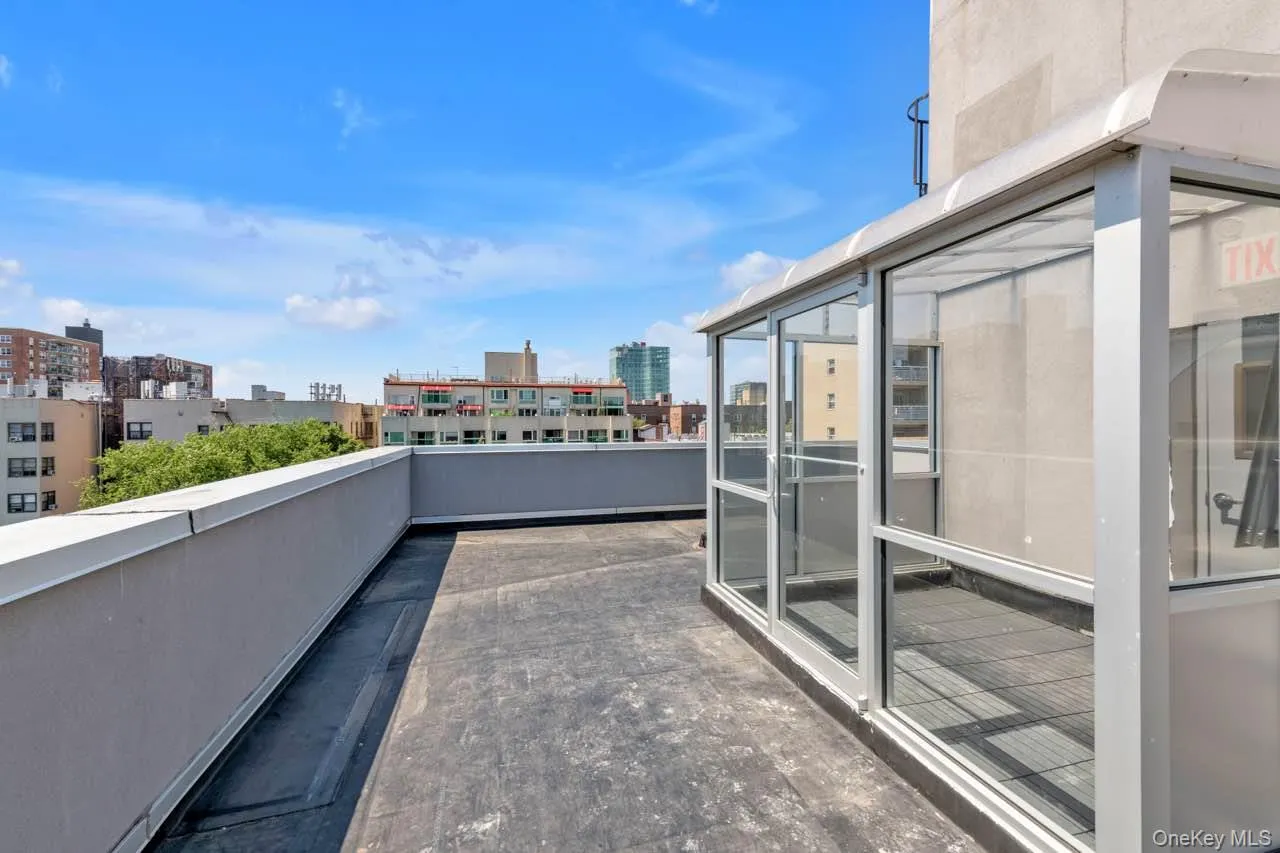 14020 Cherry Avenue, New York, NY, 1 Bedroom Bedrooms, 3 Rooms Rooms,1 BathroomBathrooms,Residential,For Rent,Cherry,0,1005938 14020 Cherry Avenue, New York, NY, 1 Bedroom Bedrooms, 3 Rooms Rooms,1 BathroomBathrooms,Residential,For Rent,Cherry,0,1005938