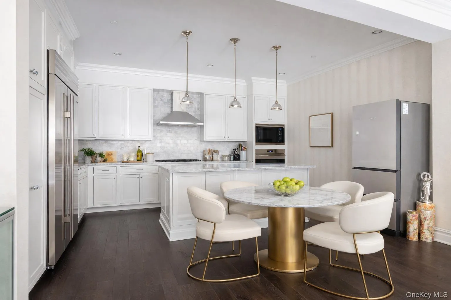 3000 Royal Court, North Hempstead, NY, 2 Bedrooms Bedrooms, 6 Rooms Rooms,2 BathroomsBathrooms,Residential,For Rent,Royal,0,1005939 3000 Royal Court, North Hempstead, NY, 2 Bedrooms Bedrooms, 6 Rooms Rooms,2 BathroomsBathrooms,Residential,For Rent,Royal,0,1005939