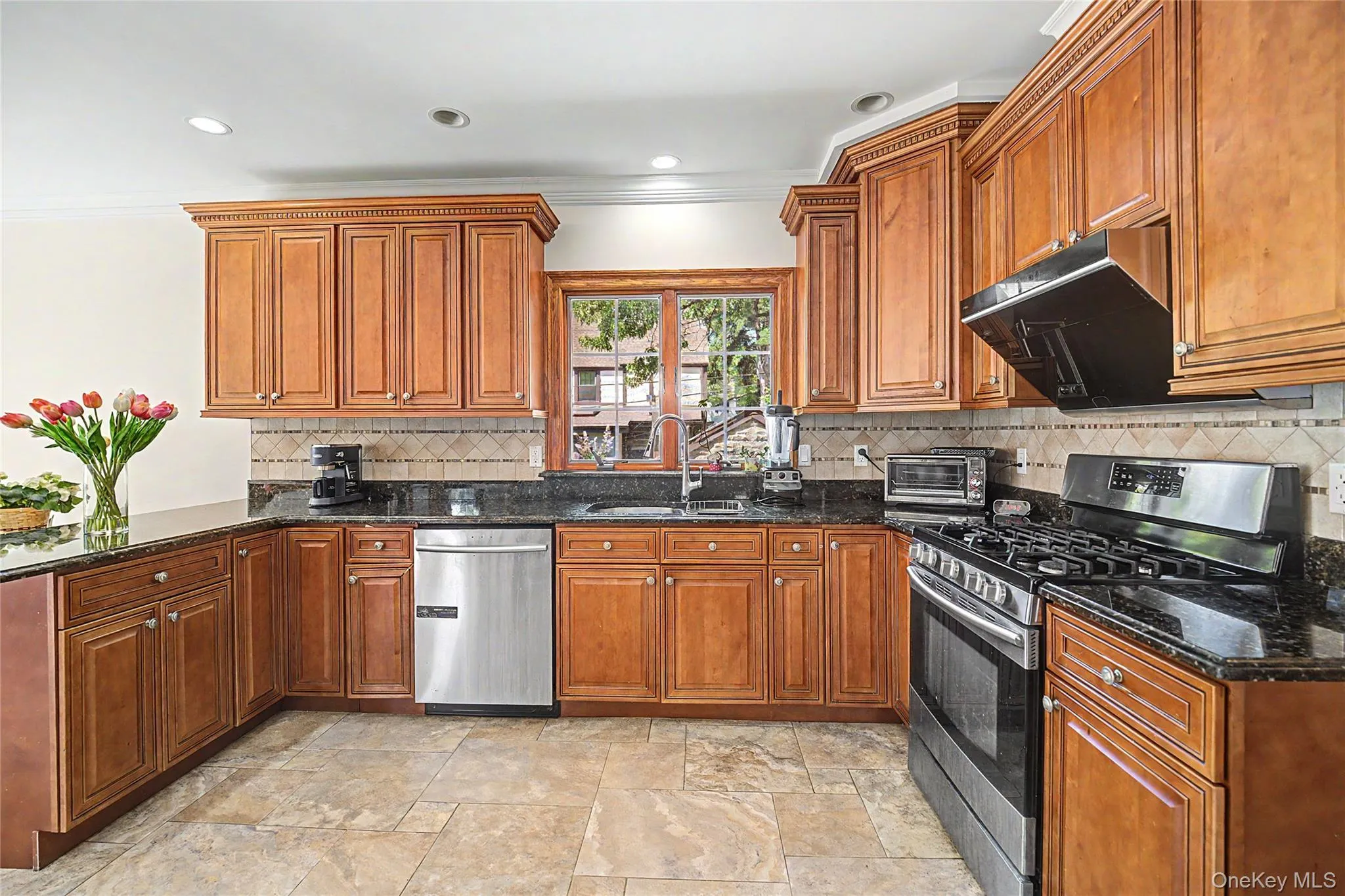 246-12 Cambria Avenue, New York, NY, 4 Bedrooms Bedrooms, 7 Rooms Rooms,4 BathroomsBathrooms,Residential,For Rent,Cambria,0,1005941 246-12 Cambria Avenue, New York, NY, 4 Bedrooms Bedrooms, 7 Rooms Rooms,4 BathroomsBathrooms,Residential,For Rent,Cambria,0,1005941