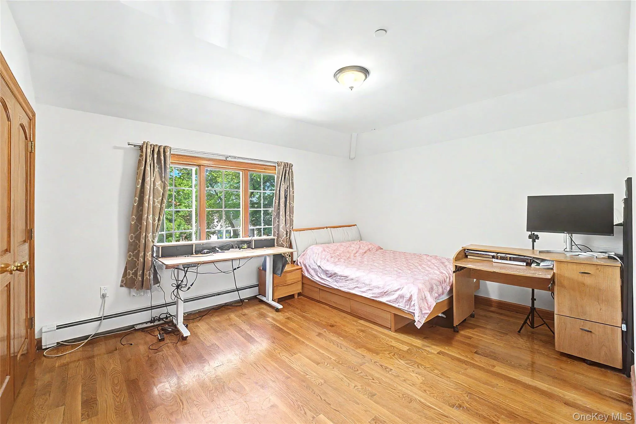 246-12 Cambria Avenue, New York, NY, 4 Bedrooms Bedrooms, 7 Rooms Rooms,4 BathroomsBathrooms,Residential,For Rent,Cambria,0,1005941 246-12 Cambria Avenue, New York, NY, 4 Bedrooms Bedrooms, 7 Rooms Rooms,4 BathroomsBathrooms,Residential,For Rent,Cambria,0,1005941