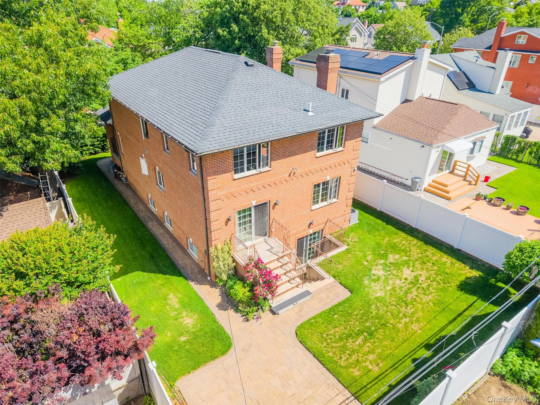 246-12 Cambria Avenue, New York, NY, 4 Bedrooms Bedrooms, 7 Rooms Rooms,4 BathroomsBathrooms,Residential,For Rent,Cambria,0,1005941 246-12 Cambria Avenue, New York, NY, 4 Bedrooms Bedrooms, 7 Rooms Rooms,4 BathroomsBathrooms,Residential,For Rent,Cambria,0,1005941