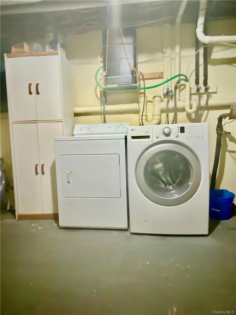42 Krier Lane, Thompson, NY, 2 Bedrooms Bedrooms, 7 Rooms Rooms,1 BathroomBathrooms,Residential Lease,For Rent,Krier,0,1005942 42 Krier Lane, Thompson, NY, 2 Bedrooms Bedrooms, 7 Rooms Rooms,1 BathroomBathrooms,Residential Lease,For Rent,Krier,0,1005942