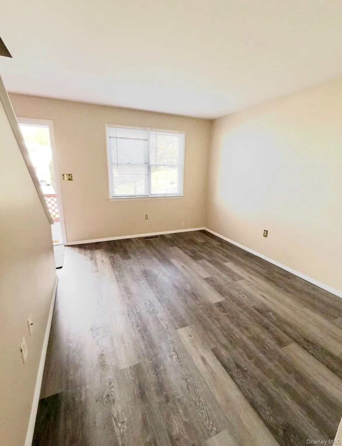 42 Krier Lane, Thompson, NY, 2 Bedrooms Bedrooms, 7 Rooms Rooms,1 BathroomBathrooms,Residential Lease,For Rent,Krier,0,1005942 42 Krier Lane, Thompson, NY, 2 Bedrooms Bedrooms, 7 Rooms Rooms,1 BathroomBathrooms,Residential Lease,For Rent,Krier,0,1005942