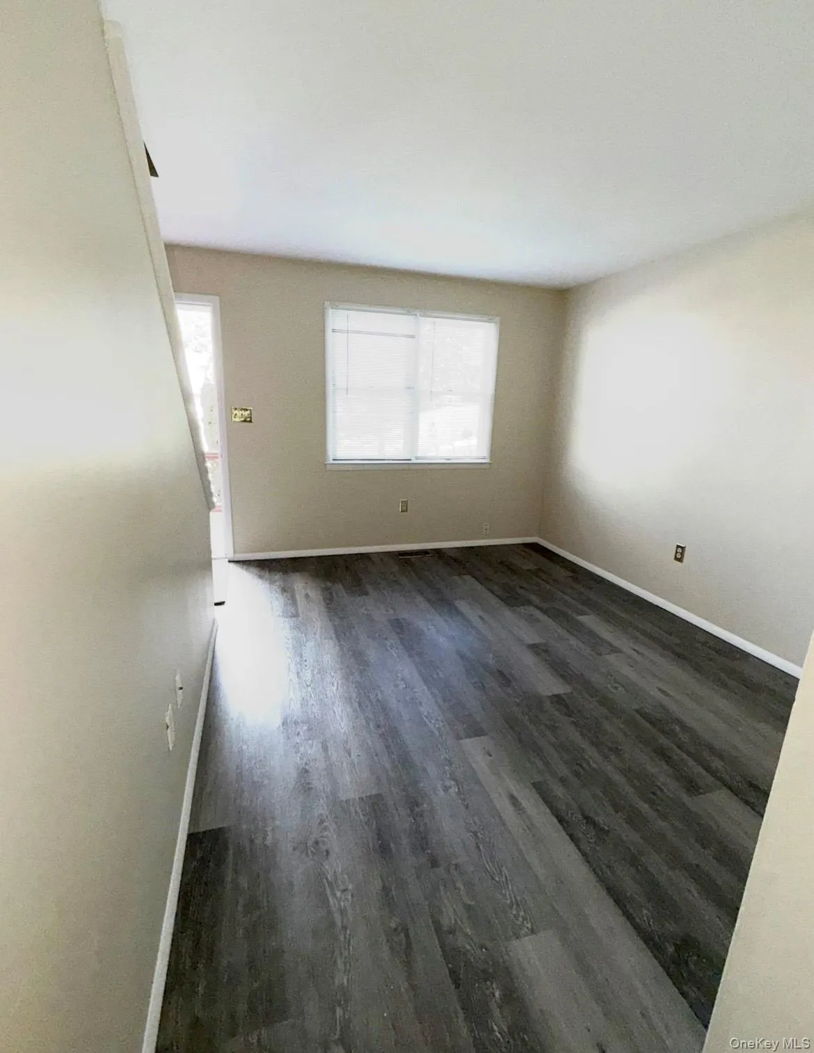 42 Krier Lane, Thompson, NY, 2 Bedrooms Bedrooms, 7 Rooms Rooms,1 BathroomBathrooms,Residential Lease,For Rent,Krier,0,1005942 42 Krier Lane, Thompson, NY, 2 Bedrooms Bedrooms, 7 Rooms Rooms,1 BathroomBathrooms,Residential Lease,For Rent,Krier,0,1005942