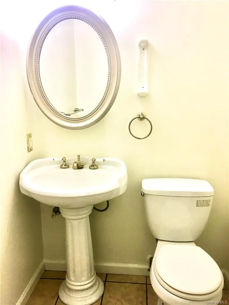 42 Krier Lane, Thompson, NY, 2 Bedrooms Bedrooms, 7 Rooms Rooms,1 BathroomBathrooms,Residential Lease,For Rent,Krier,0,1005942 42 Krier Lane, Thompson, NY, 2 Bedrooms Bedrooms, 7 Rooms Rooms,1 BathroomBathrooms,Residential Lease,For Rent,Krier,0,1005942