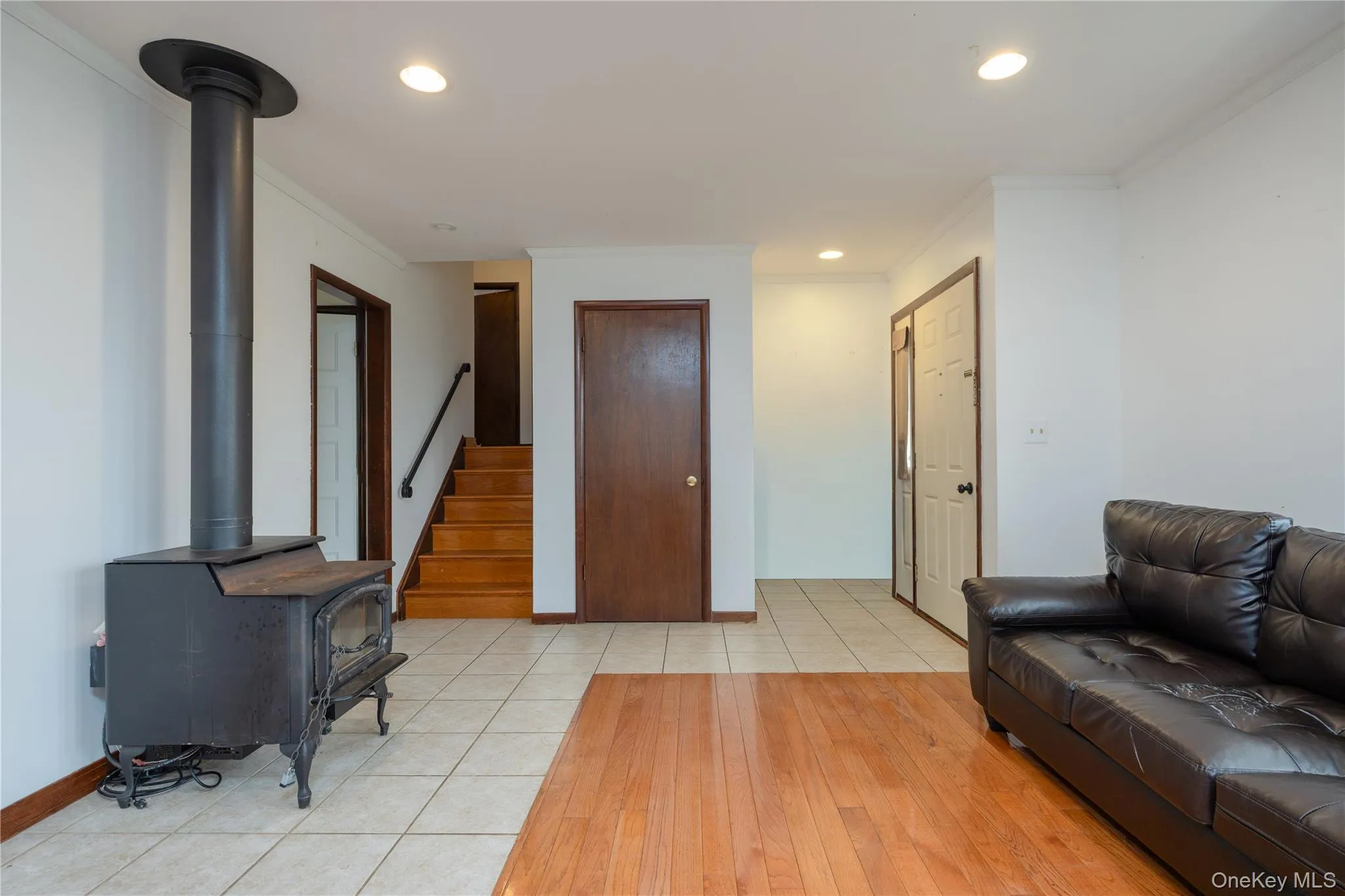 62 Barnes Road, Blooming Grove, NY, 4 Bedrooms Bedrooms, 7 Rooms Rooms,2 BathroomsBathrooms,Residential,For Rent,Barnes,0,1005945 62 Barnes Road, Blooming Grove, NY, 4 Bedrooms Bedrooms, 7 Rooms Rooms,2 BathroomsBathrooms,Residential,For Rent,Barnes,0,1005945