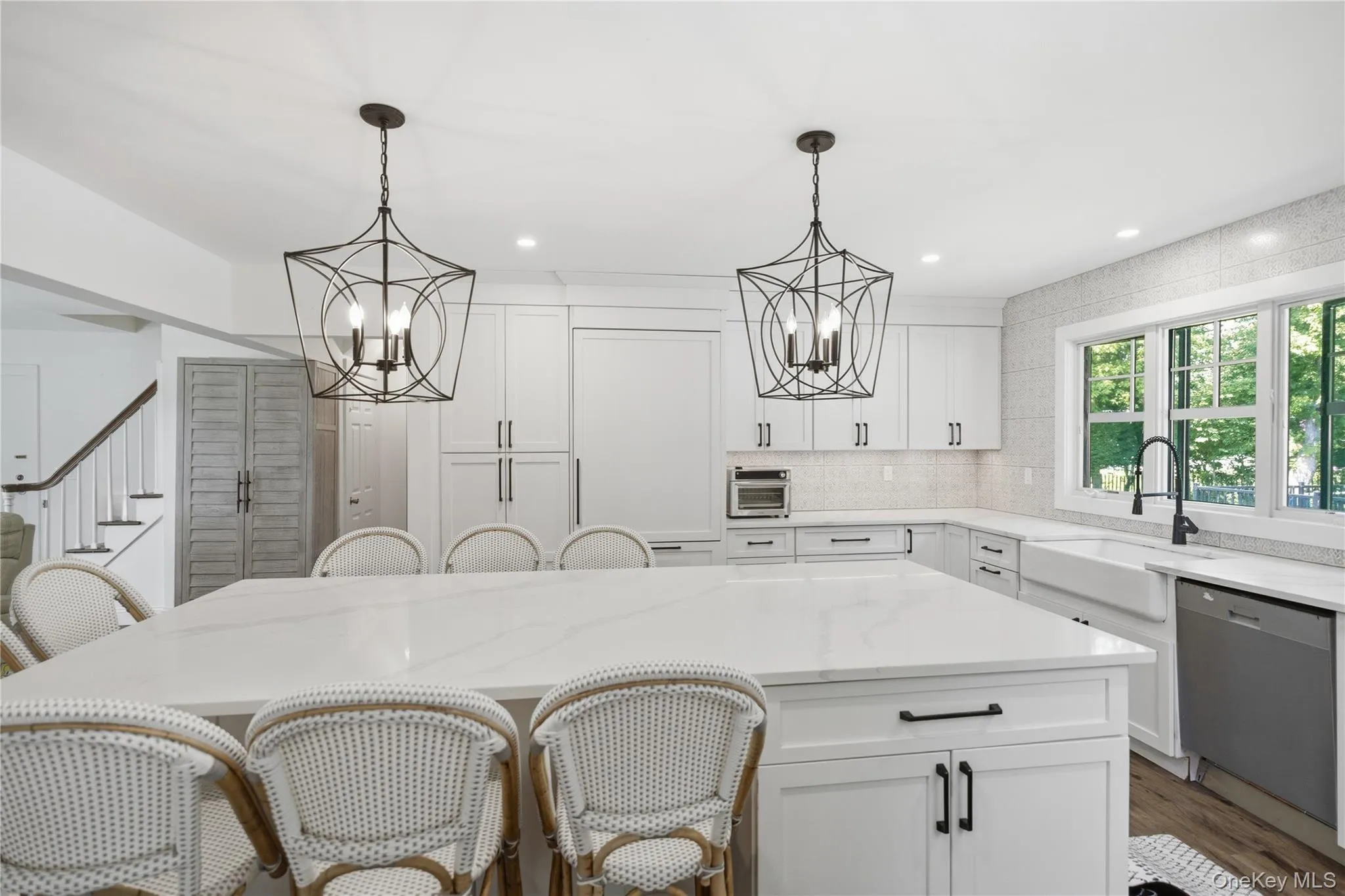 12 Wayne Court, Southampton, NY, 4 Bedrooms Bedrooms, 7 Rooms Rooms,2 BathroomsBathrooms,Residential Lease,For Rent,Wayne,0,1005947 12 Wayne Court, Southampton, NY, 4 Bedrooms Bedrooms, 7 Rooms Rooms,2 BathroomsBathrooms,Residential Lease,For Rent,Wayne,0,1005947