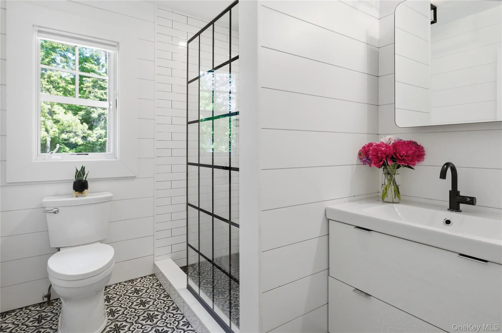 12 Wayne Court, Southampton, NY, 4 Bedrooms Bedrooms, 7 Rooms Rooms,2 BathroomsBathrooms,Residential Lease,For Rent,Wayne,0,1005947 12 Wayne Court, Southampton, NY, 4 Bedrooms Bedrooms, 7 Rooms Rooms,2 BathroomsBathrooms,Residential Lease,For Rent,Wayne,0,1005947