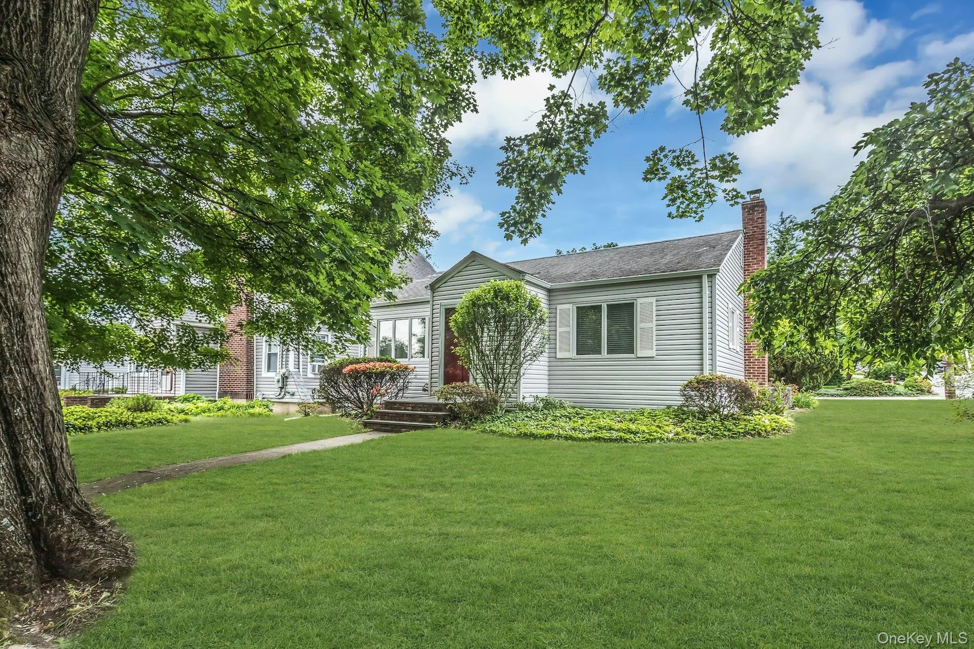 1 Coles, Glen Cove, NY, 2 Bedrooms Bedrooms, 7 Rooms Rooms,1 BathroomBathrooms,Residential,For Rent,Coles,0,1005953 1 Coles, Glen Cove, NY, 2 Bedrooms Bedrooms, 7 Rooms Rooms,1 BathroomBathrooms,Residential,For Rent,Coles,0,1005953