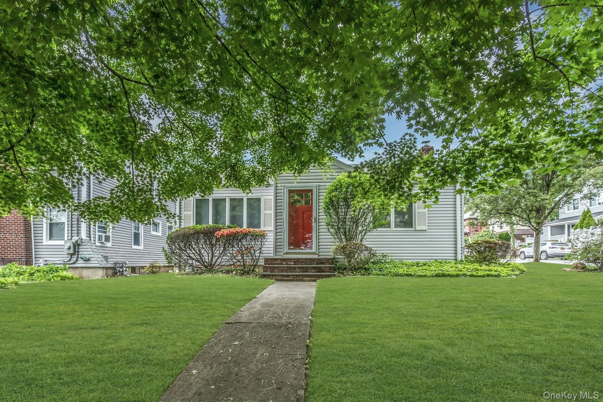 1 Coles, Glen Cove, NY, 2 Bedrooms Bedrooms, 7 Rooms Rooms,1 BathroomBathrooms,Residential,For Rent,Coles,0,1005953 1 Coles, Glen Cove, NY, 2 Bedrooms Bedrooms, 7 Rooms Rooms,1 BathroomBathrooms,Residential,For Rent,Coles,0,1005953