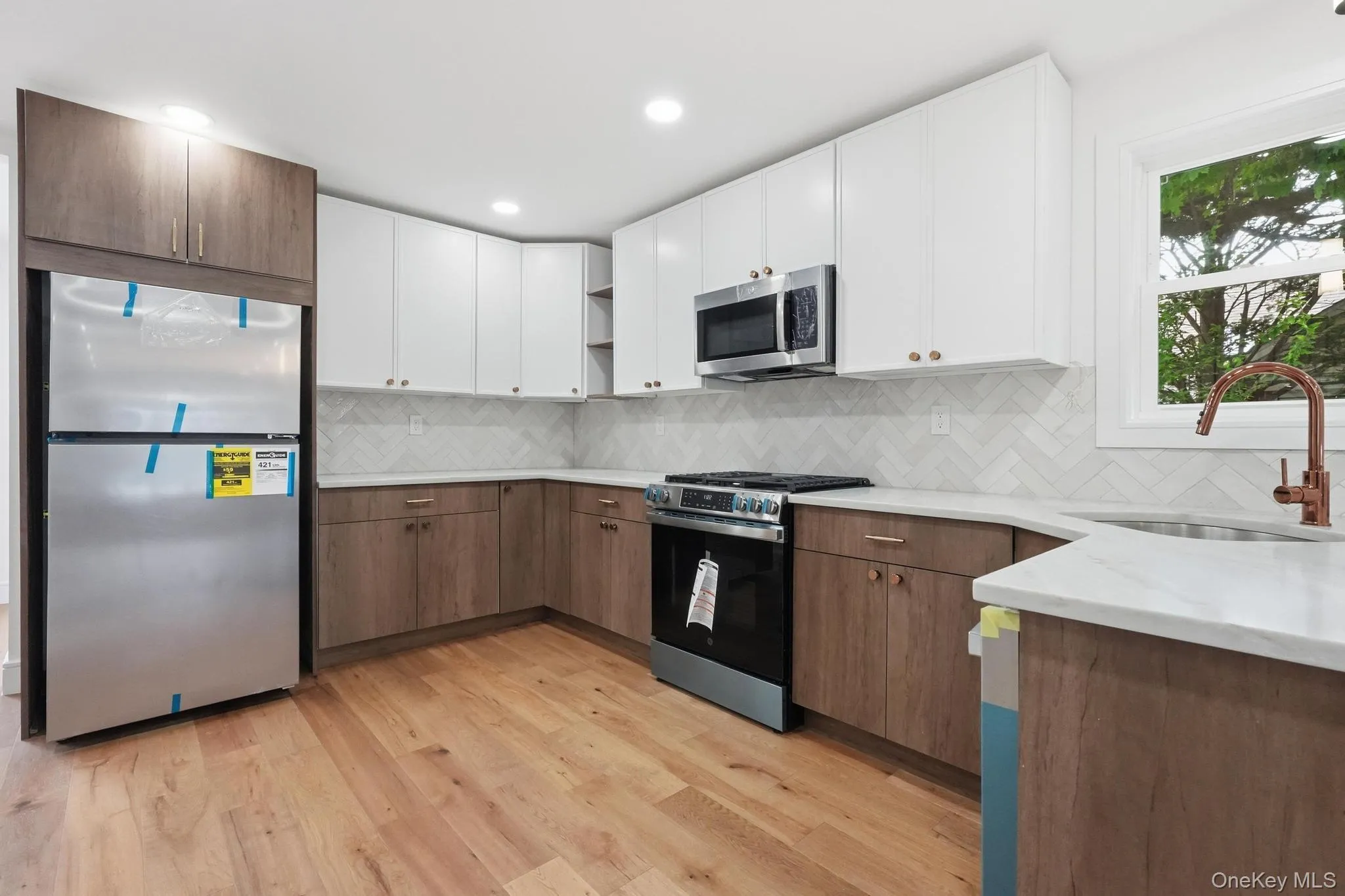 2532 Washington Avenue, Hempstead, NY, 3 Bedrooms Bedrooms, 11 Rooms Rooms,3 BathroomsBathrooms,Residential,For Rent,Washington,0,1005954 2532 Washington Avenue, Hempstead, NY, 3 Bedrooms Bedrooms, 11 Rooms Rooms,3 BathroomsBathrooms,Residential,For Rent,Washington,0,1005954