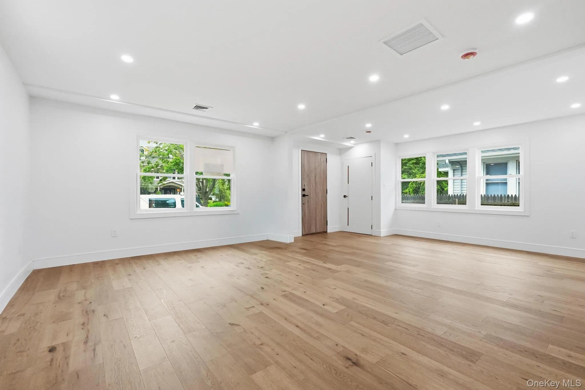 2532 Washington Avenue, Hempstead, NY, 3 Bedrooms Bedrooms, 11 Rooms Rooms,3 BathroomsBathrooms,Residential,For Rent,Washington,0,1005954 2532 Washington Avenue, Hempstead, NY, 3 Bedrooms Bedrooms, 11 Rooms Rooms,3 BathroomsBathrooms,Residential,For Rent,Washington,0,1005954
