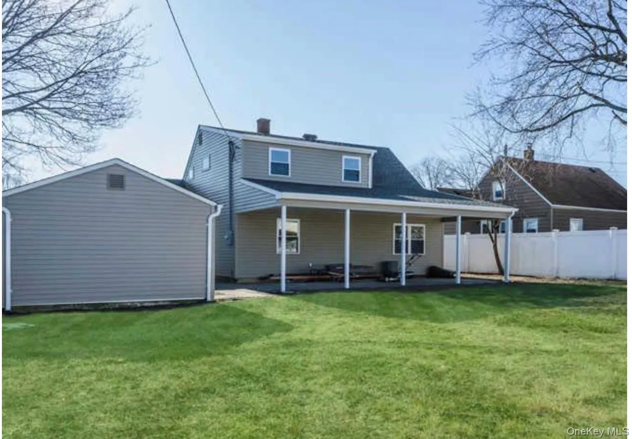 65 Morning Glory Road, Hempstead, NY, 4 Bedrooms Bedrooms, 7 Rooms Rooms,2 BathroomsBathrooms,Residential Lease,For Rent,Morning Glory,0,1005956 65 Morning Glory Road, Hempstead, NY, 4 Bedrooms Bedrooms, 7 Rooms Rooms,2 BathroomsBathrooms,Residential Lease,For Rent,Morning Glory,0,1005956