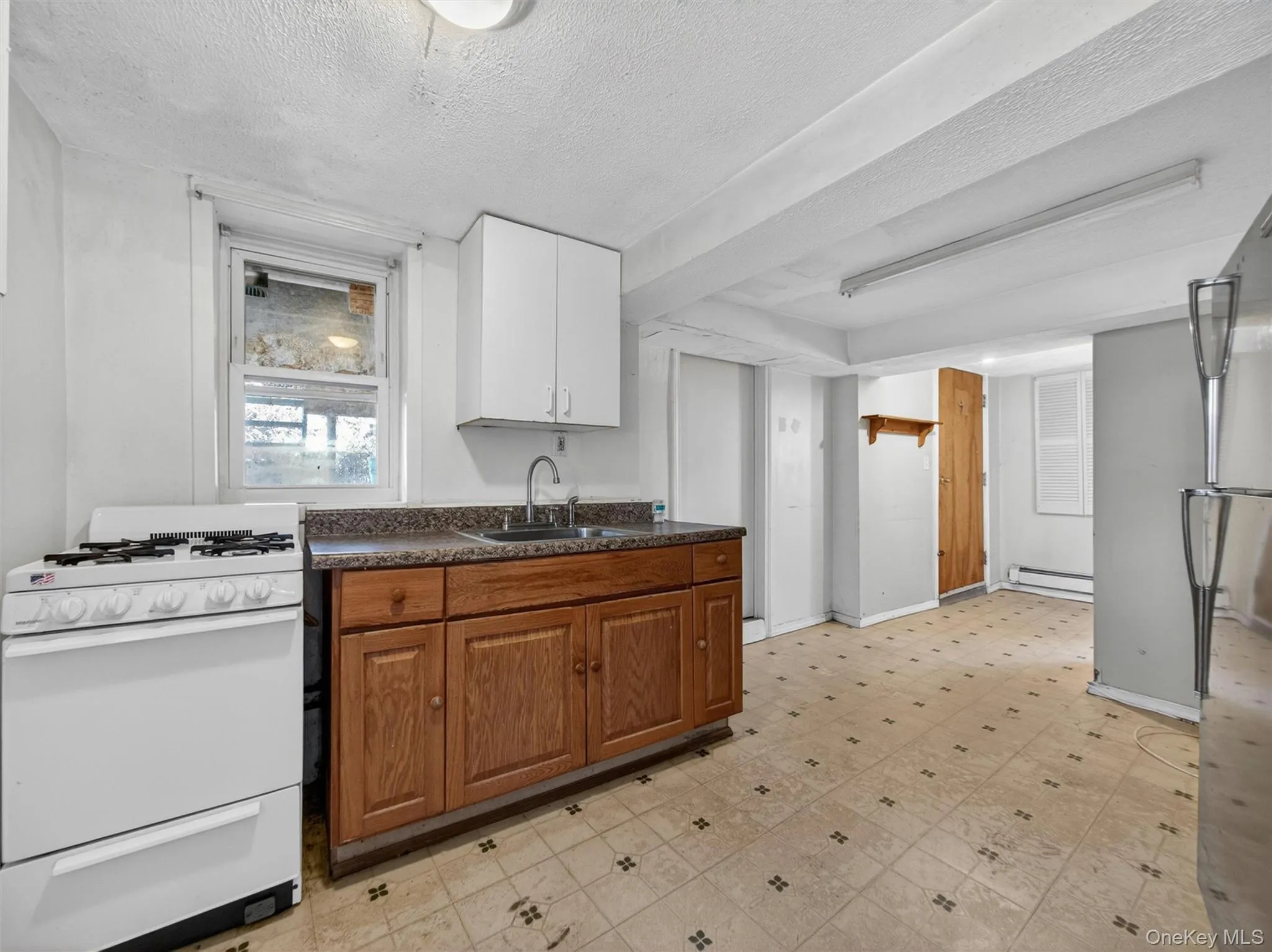 21 Sharp Street, Haverstraw, NY, 5 Bedrooms Bedrooms, 10 Rooms Rooms,2 BathroomsBathrooms,Residential,For Rent,Sharp,0,1005962 21 Sharp Street, Haverstraw, NY, 5 Bedrooms Bedrooms, 10 Rooms Rooms,2 BathroomsBathrooms,Residential,For Rent,Sharp,0,1005962
