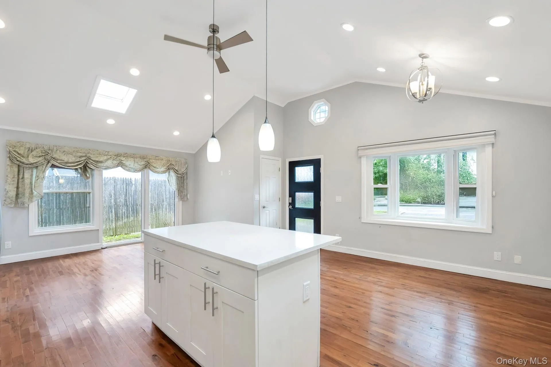 30 Harding Road, Brookhaven, NY, 3 Bedrooms Bedrooms, 6 Rooms Rooms,2 BathroomsBathrooms,Residential,For Rent,Harding,0,1005970 30 Harding Road, Brookhaven, NY, 3 Bedrooms Bedrooms, 6 Rooms Rooms,2 BathroomsBathrooms,Residential,For Rent,Harding,0,1005970