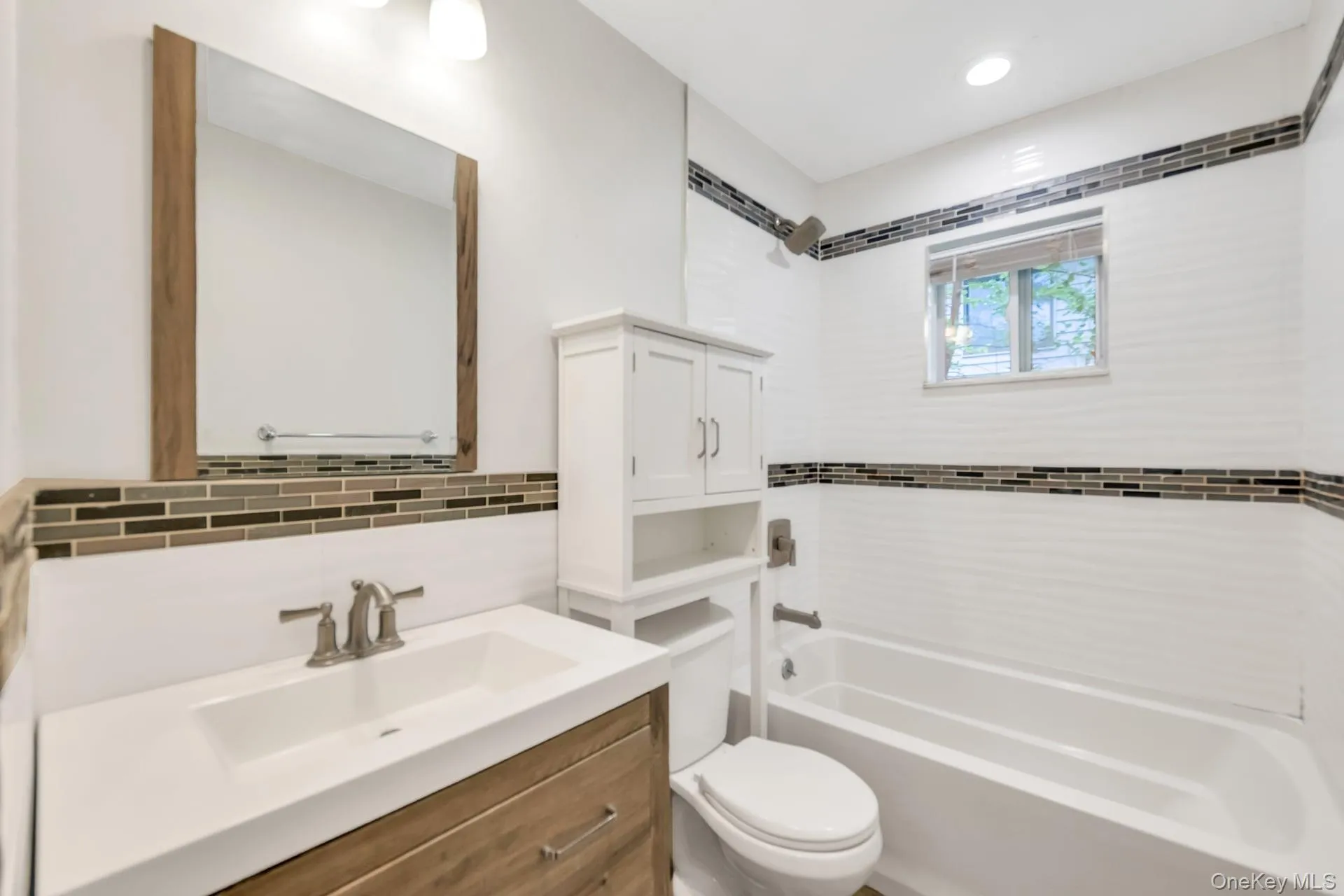 30 Harding Road, Brookhaven, NY, 3 Bedrooms Bedrooms, 6 Rooms Rooms,2 BathroomsBathrooms,Residential,For Rent,Harding,0,1005970 30 Harding Road, Brookhaven, NY, 3 Bedrooms Bedrooms, 6 Rooms Rooms,2 BathroomsBathrooms,Residential,For Rent,Harding,0,1005970
