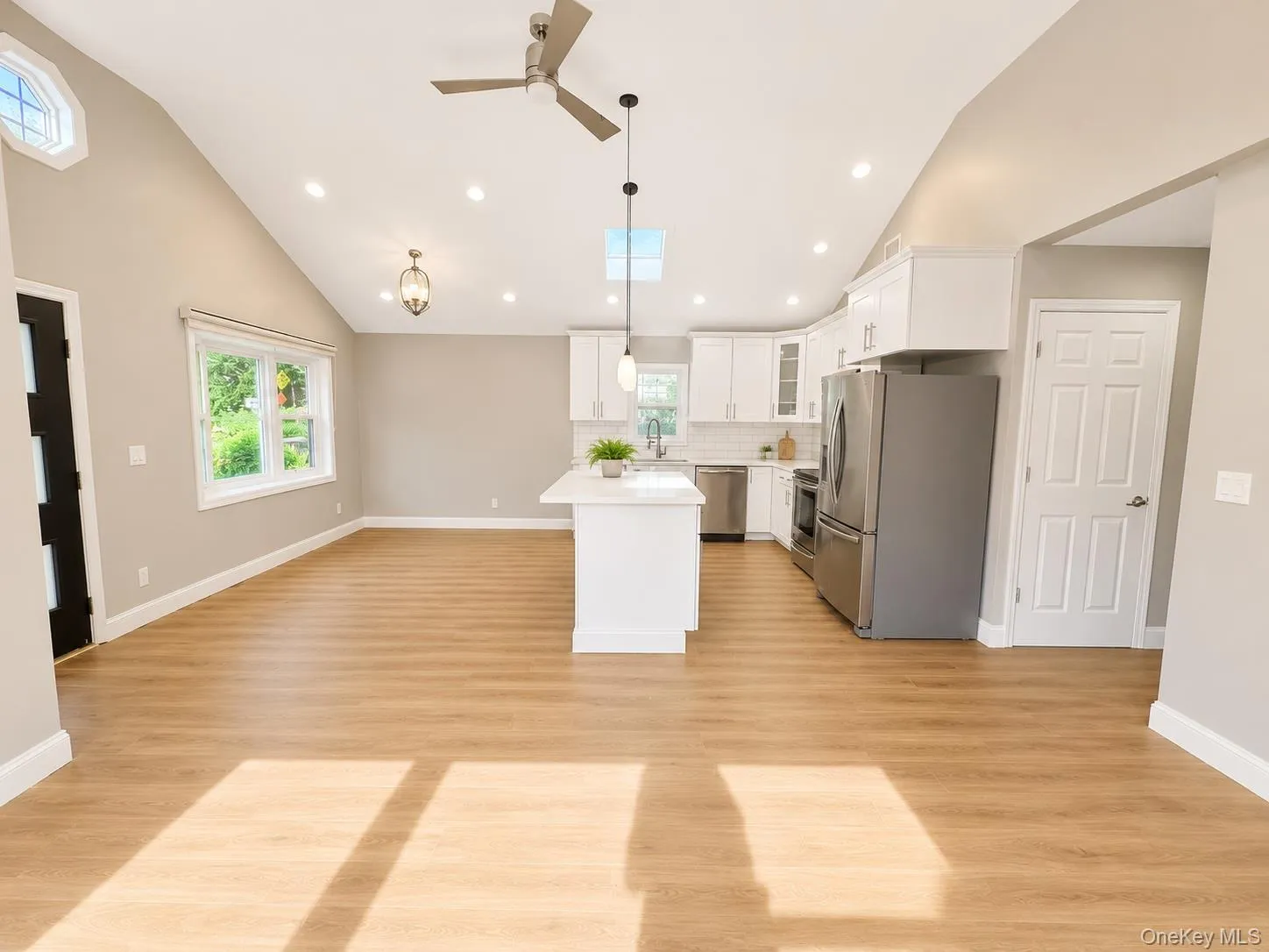 30 Harding Road, Brookhaven, NY, 3 Bedrooms Bedrooms, 6 Rooms Rooms,2 BathroomsBathrooms,Residential,For Rent,Harding,0,1005970 30 Harding Road, Brookhaven, NY, 3 Bedrooms Bedrooms, 6 Rooms Rooms,2 BathroomsBathrooms,Residential,For Rent,Harding,0,1005970