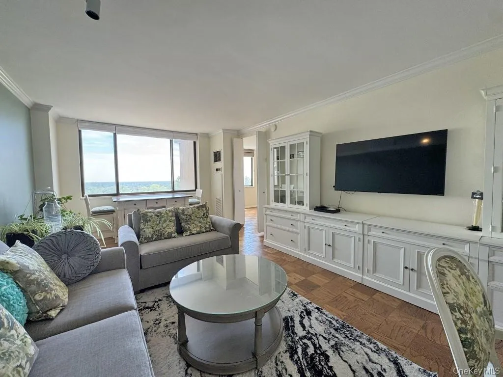 269-10 Grand Central Parkway, New York, NY, 1 Bedroom Bedrooms, 3 Rooms Rooms,1 BathroomBathrooms,Residential,For Rent,Grand Central,0,1005971 269-10 Grand Central Parkway, New York, NY, 1 Bedroom Bedrooms, 3 Rooms Rooms,1 BathroomBathrooms,Residential,For Rent,Grand Central,0,1005971