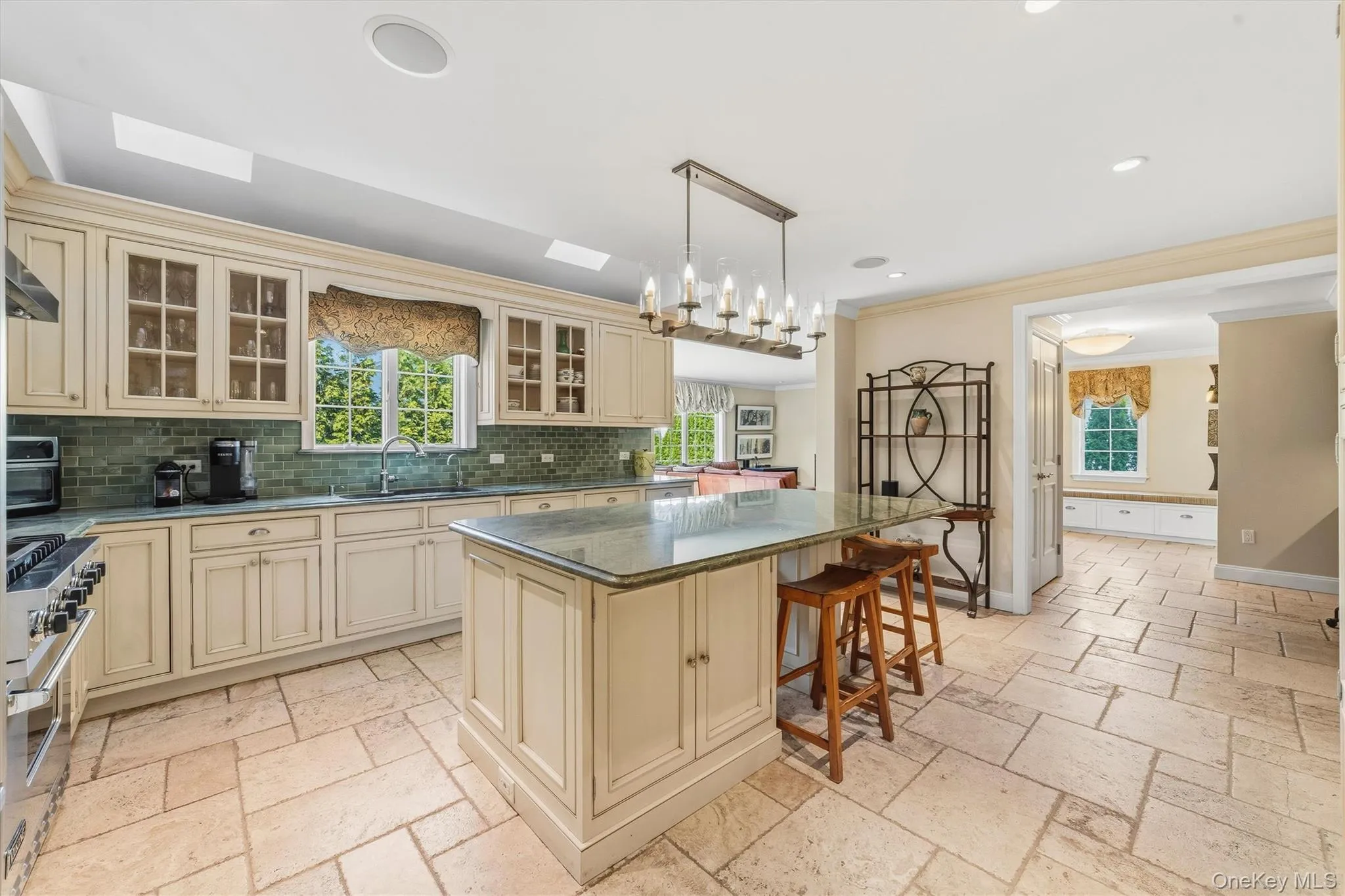185 Old Wilmot Road, Scarsdale, NY, 5 Bedrooms Bedrooms, 10 Rooms Rooms,2 BathroomsBathrooms,Residential,For Rent,Old Wilmot,0,1005972 185 Old Wilmot Road, Scarsdale, NY, 5 Bedrooms Bedrooms, 10 Rooms Rooms,2 BathroomsBathrooms,Residential,For Rent,Old Wilmot,0,1005972